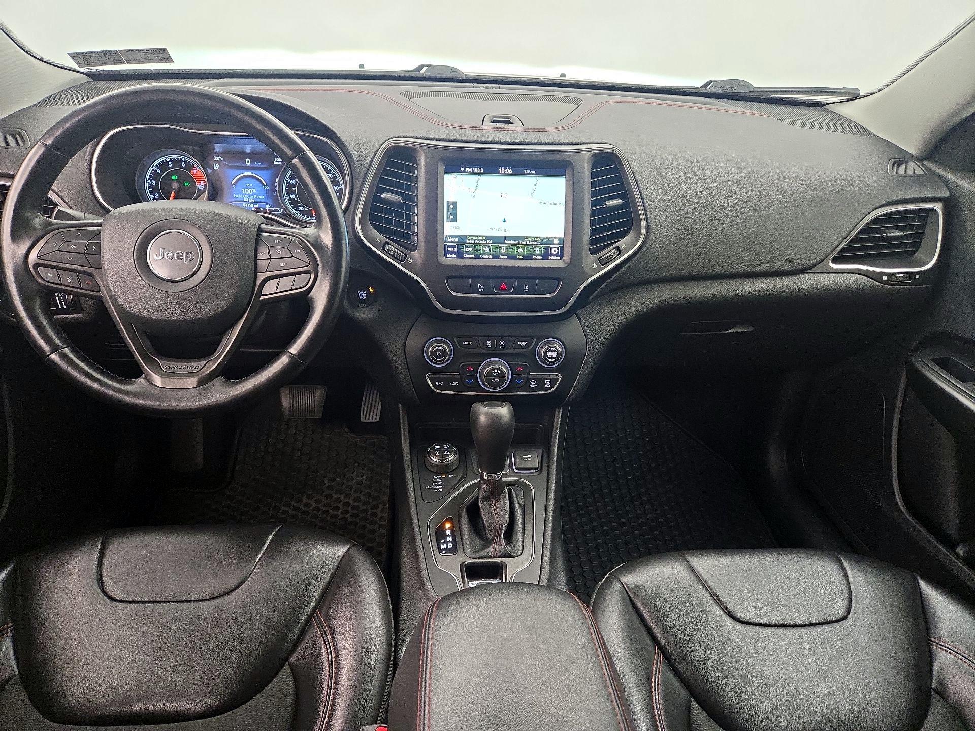 Thumbnail: 2021 Jeep Cherokee - 9
