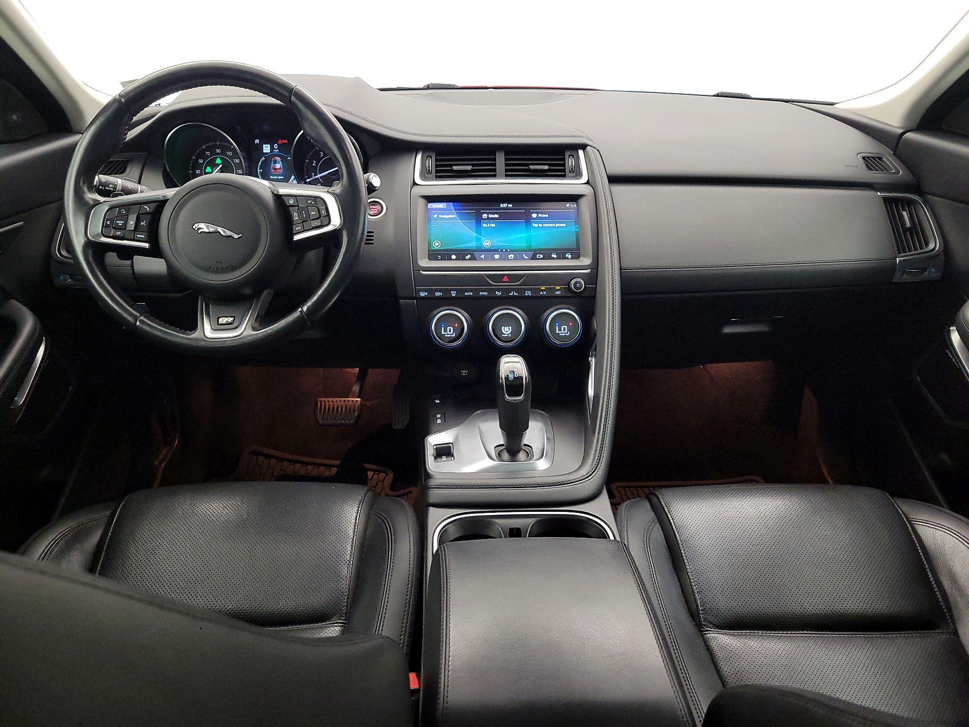 Thumbnail: 2019 Jaguar E-Pace - 9