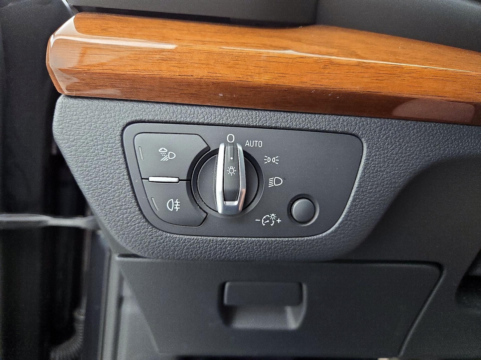 2023 Audi Q5 Premium - Photo 14
