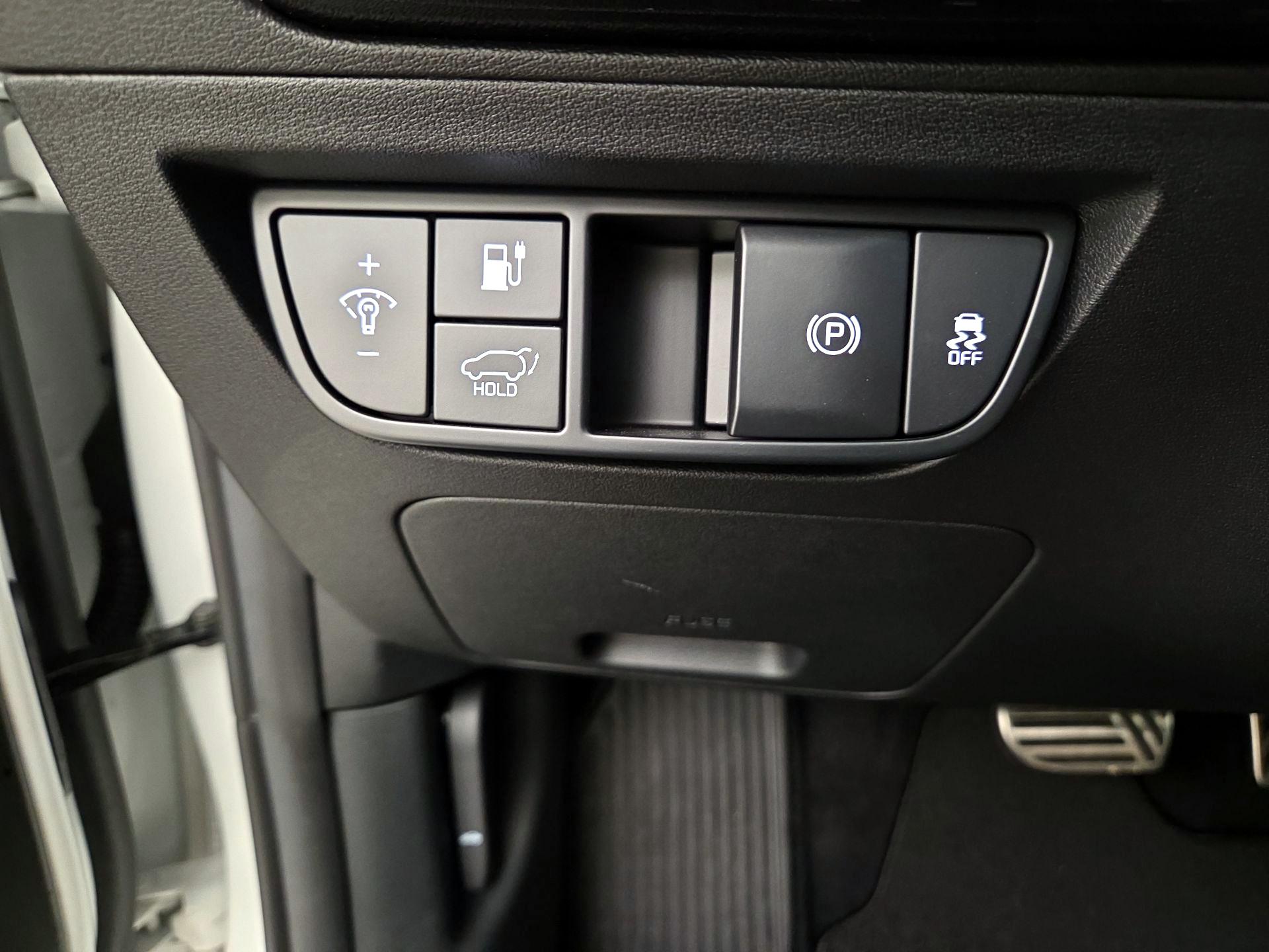 Thumbnail: 2024 Kia EV6 - 13