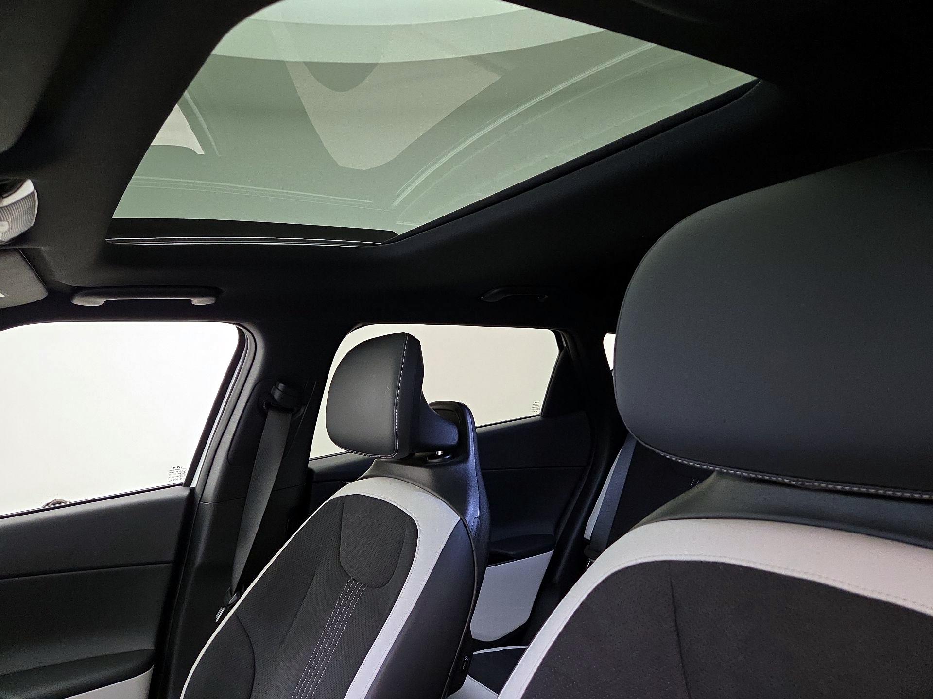 Thumbnail: 2024 Kia EV6 - 20