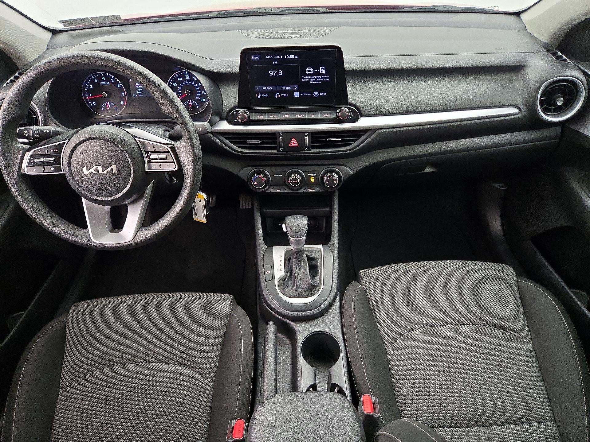 Thumbnail: 2024 Kia Forte - 9