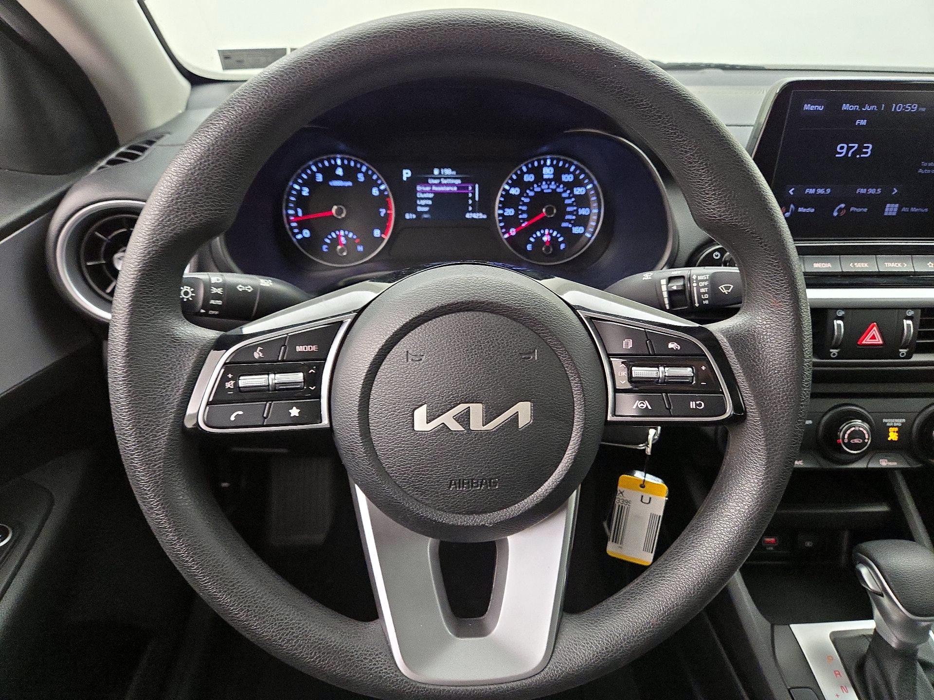 Thumbnail: 2024 Kia Forte - 10