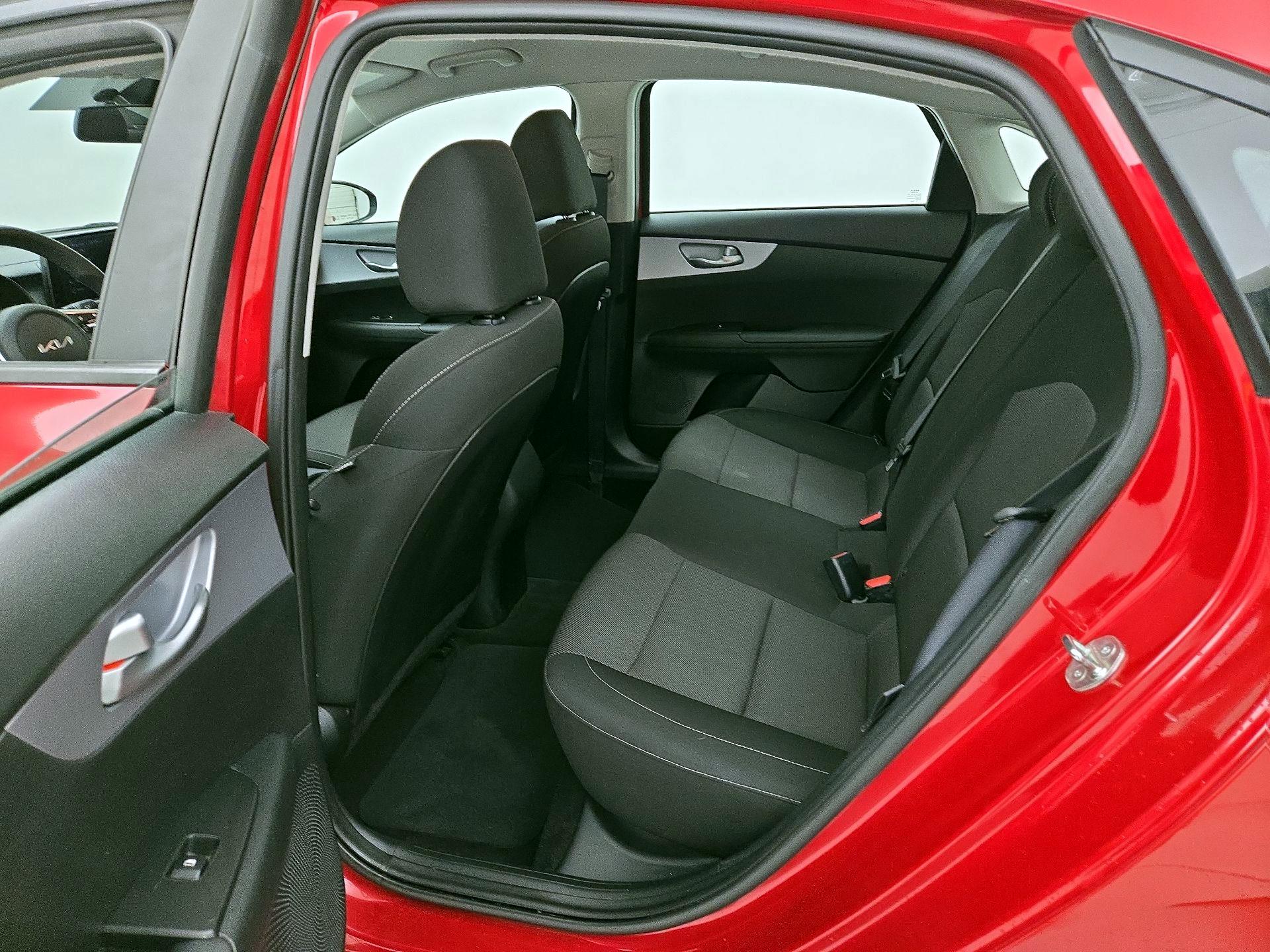Thumbnail: 2024 Kia Forte - 19