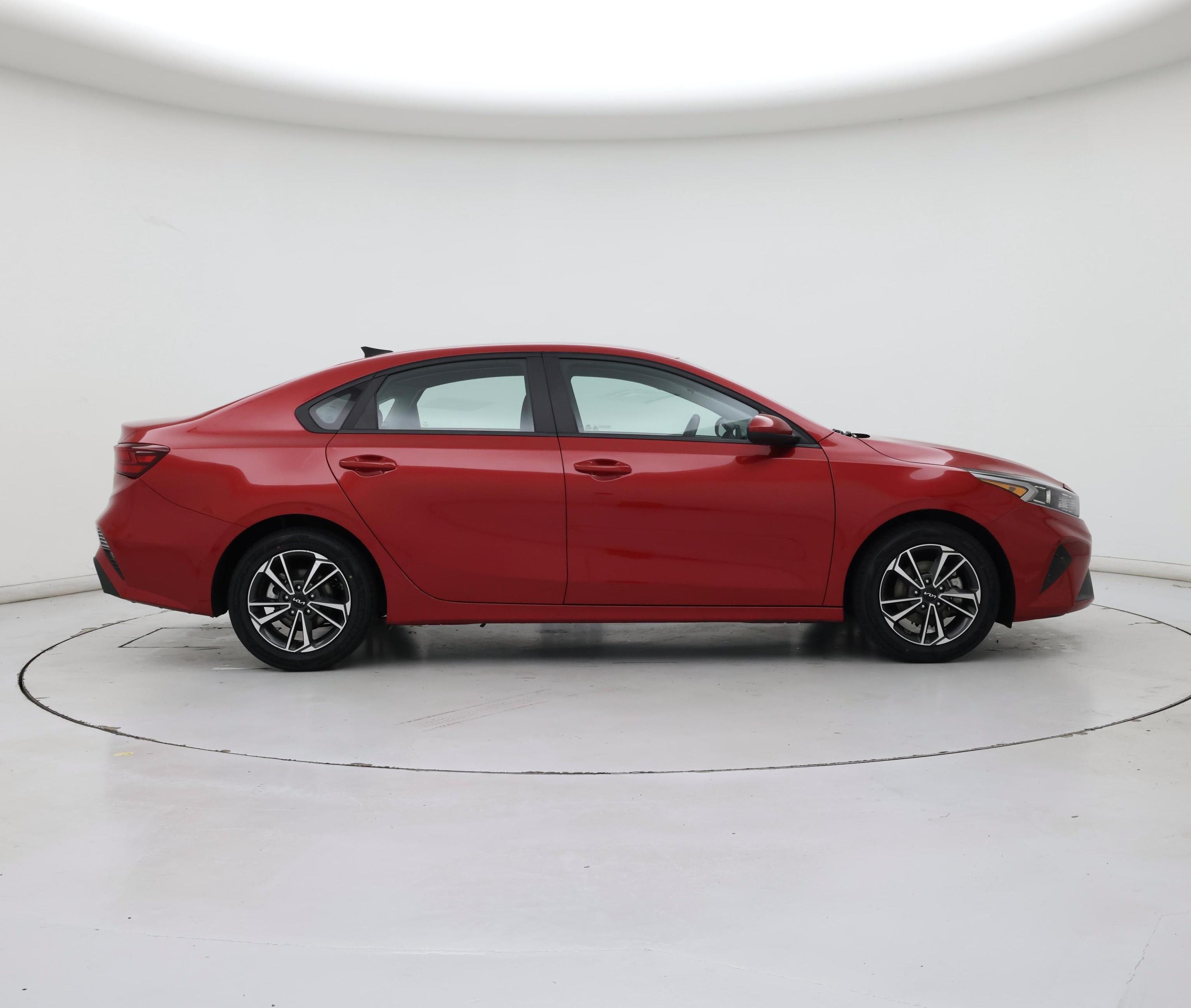 Thumbnail: 2024 Kia Forte - 7
