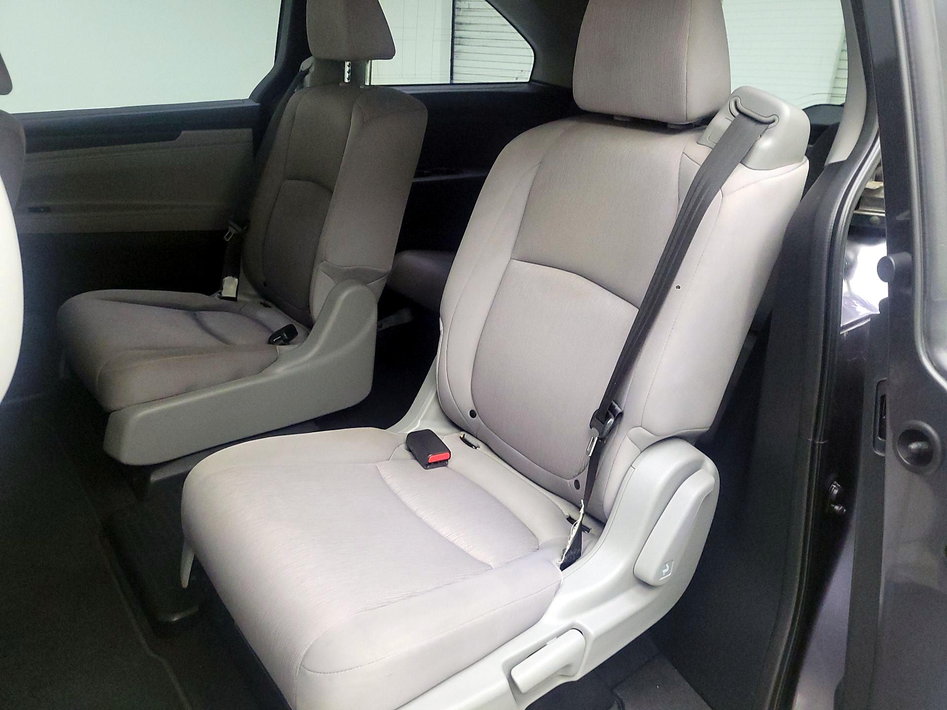 Thumbnail: 2019 Honda Odyssey - 19