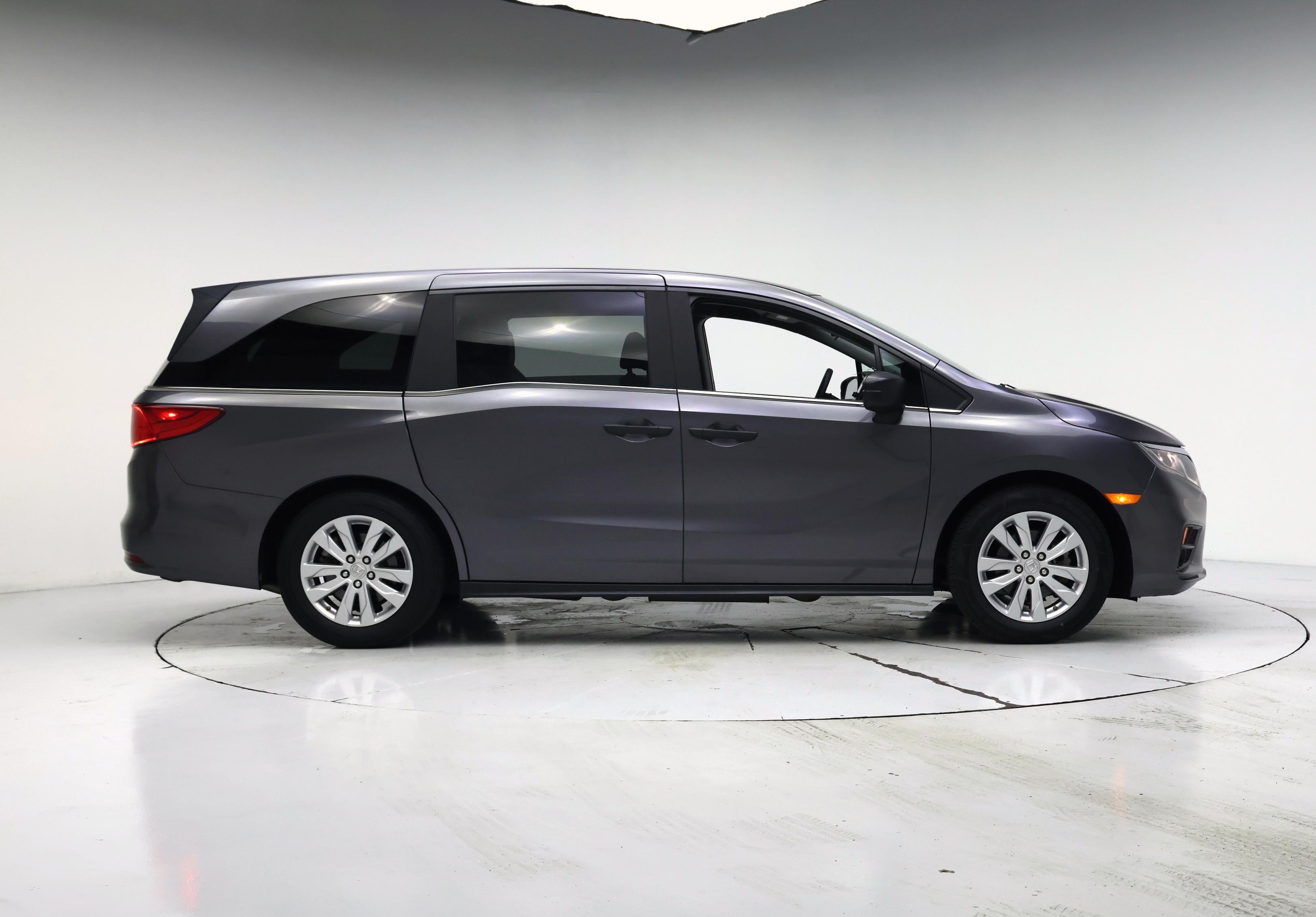 Thumbnail: 2019 Honda Odyssey - 7