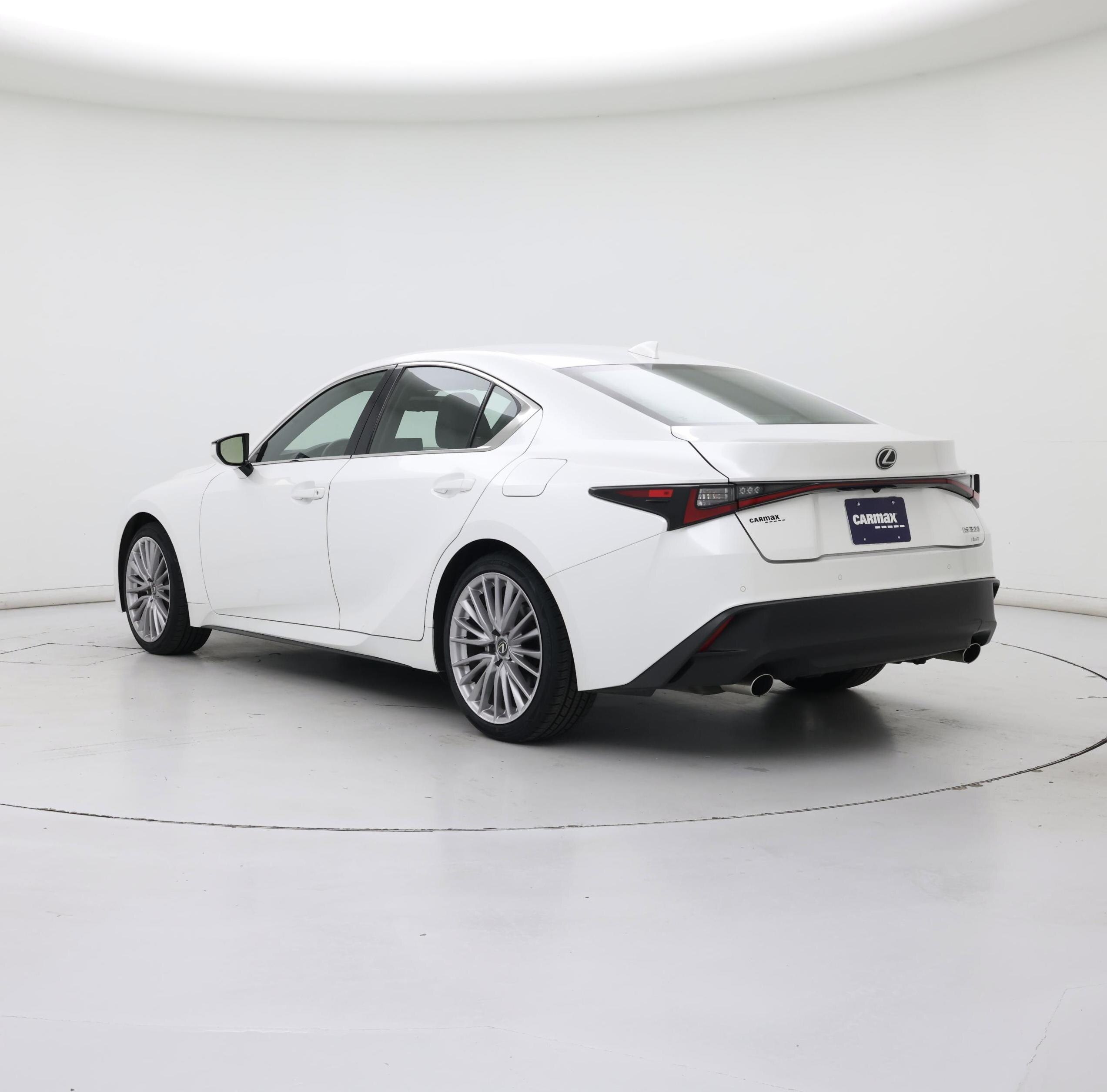 Thumbnail: 2023 Lexus IS - 2
