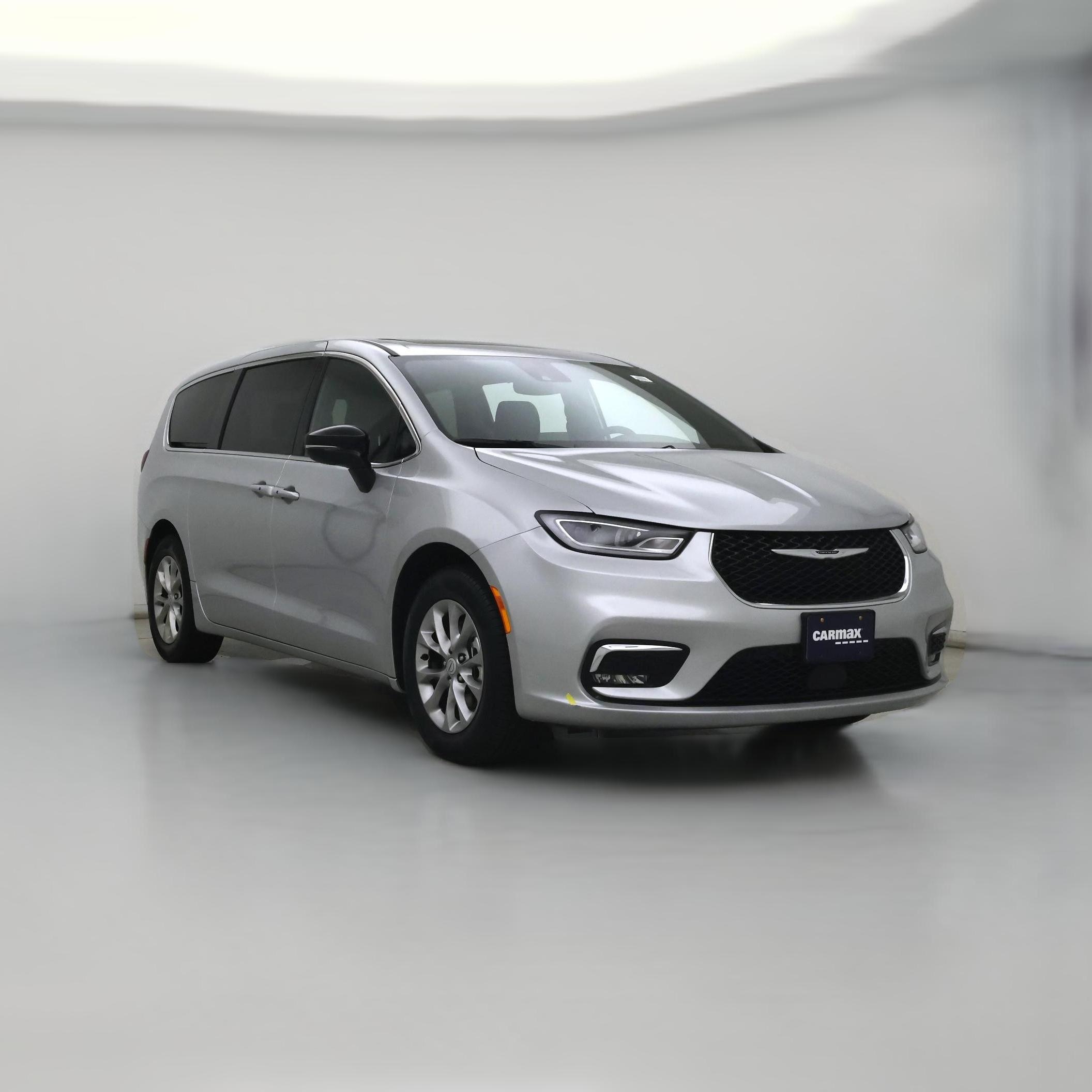 Thumbnail: 2026 Chrysler Pacifica - 1