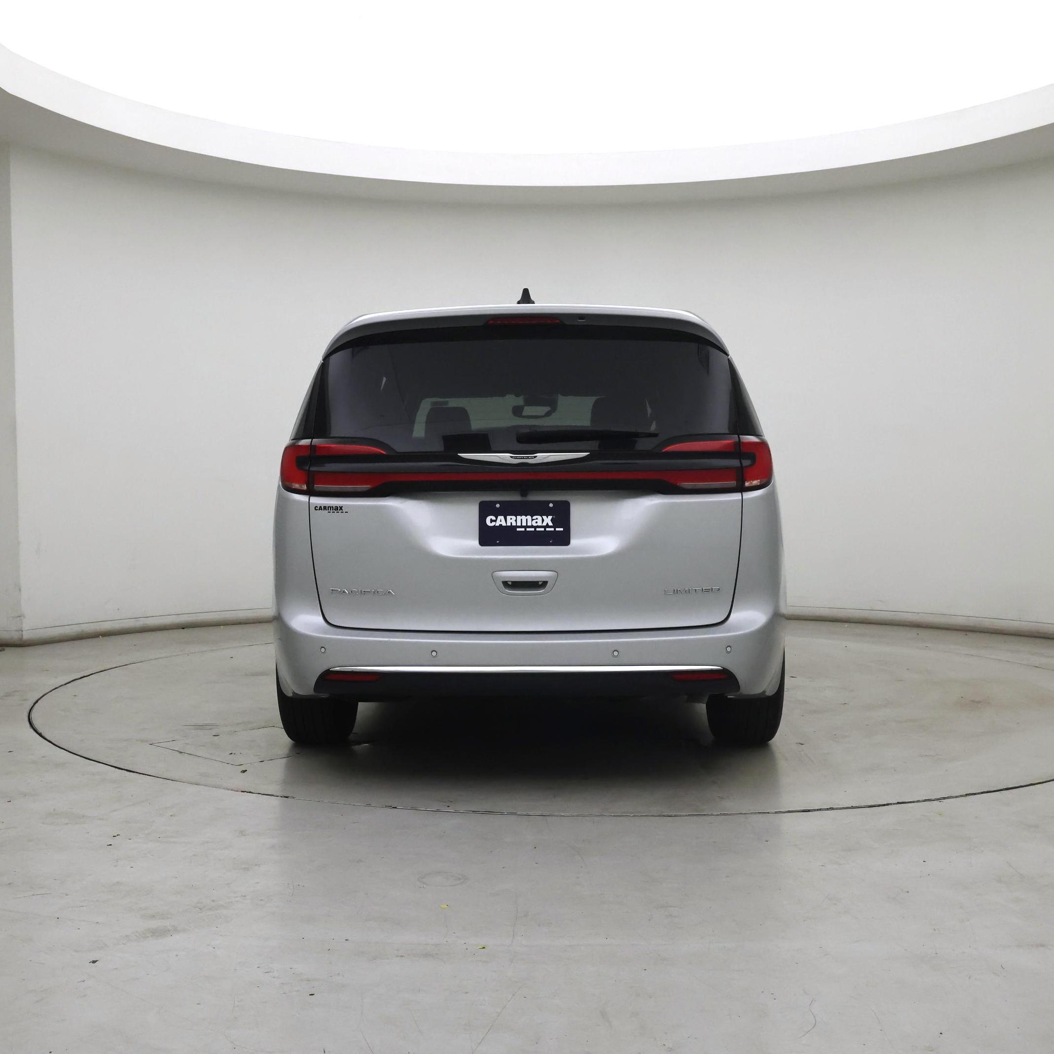 Thumbnail: 2026 Chrysler Pacifica - 6