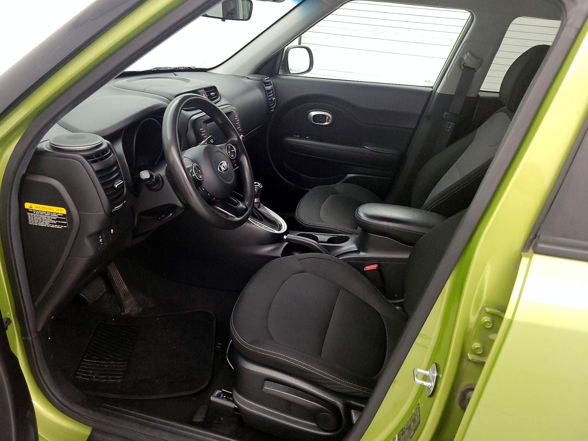 Thumbnail: 2018 Kia Soul - 11