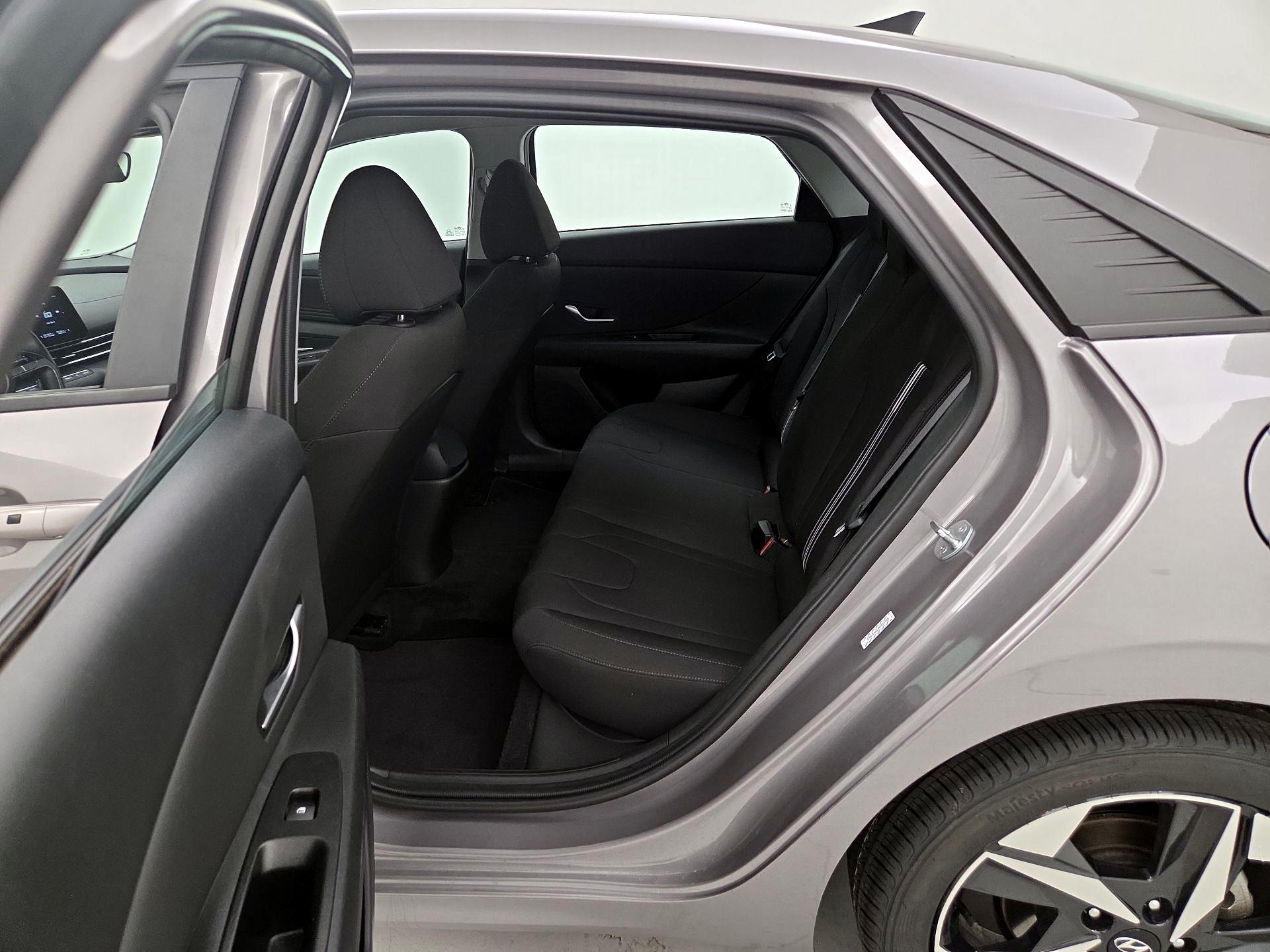 Thumbnail: 2023 Hyundai Elantra - 20
