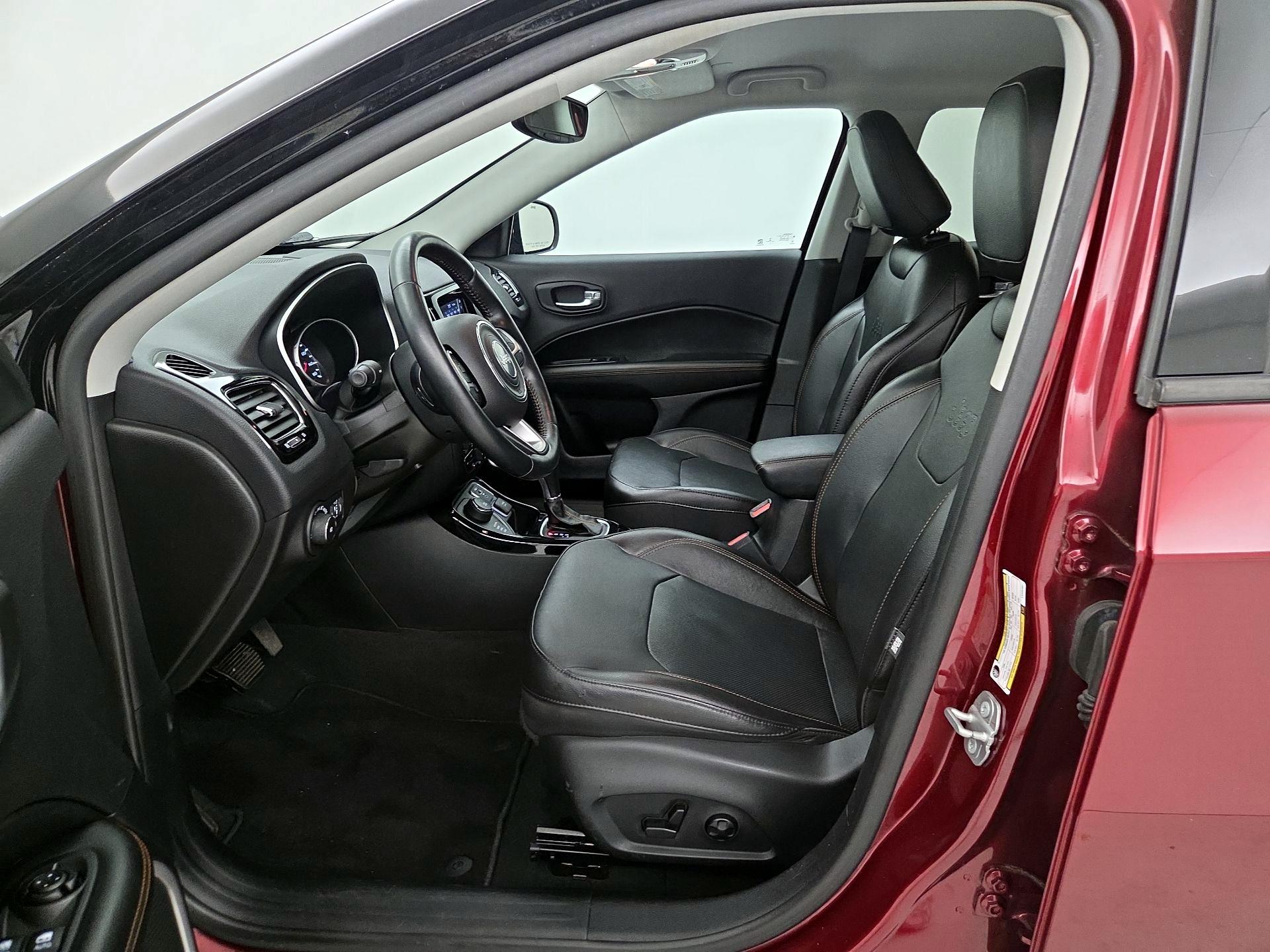 Thumbnail: 2020 Jeep Compass - 11