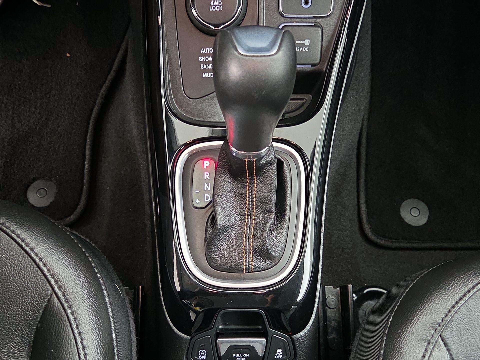 Thumbnail: 2020 Jeep Compass - 17