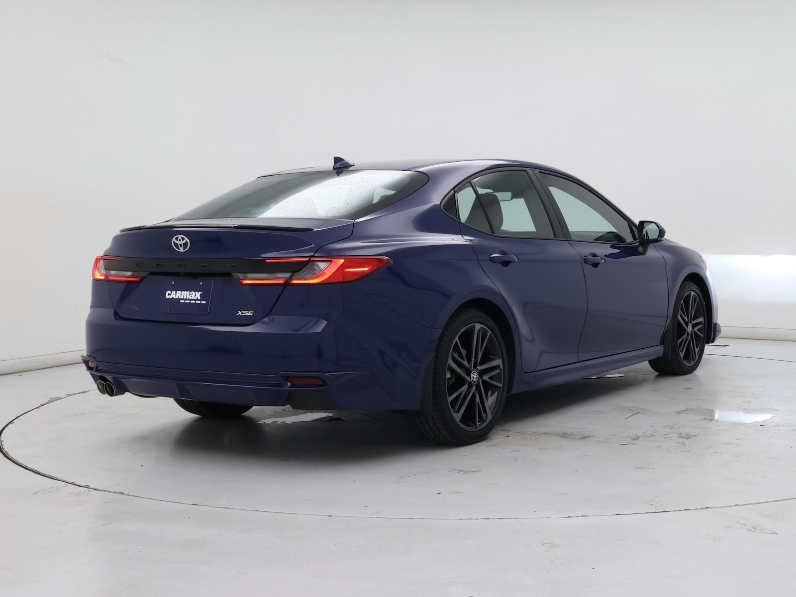 2025 Toyota Camry XSE - Photo 9