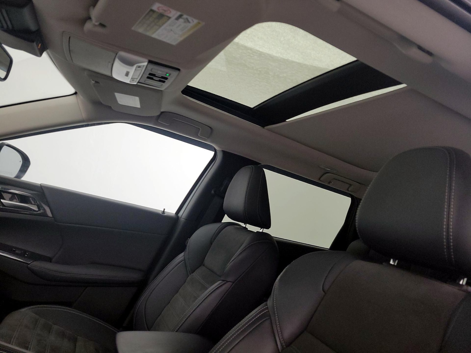 2024 Mitsubishi Outlander SE - Photo 20