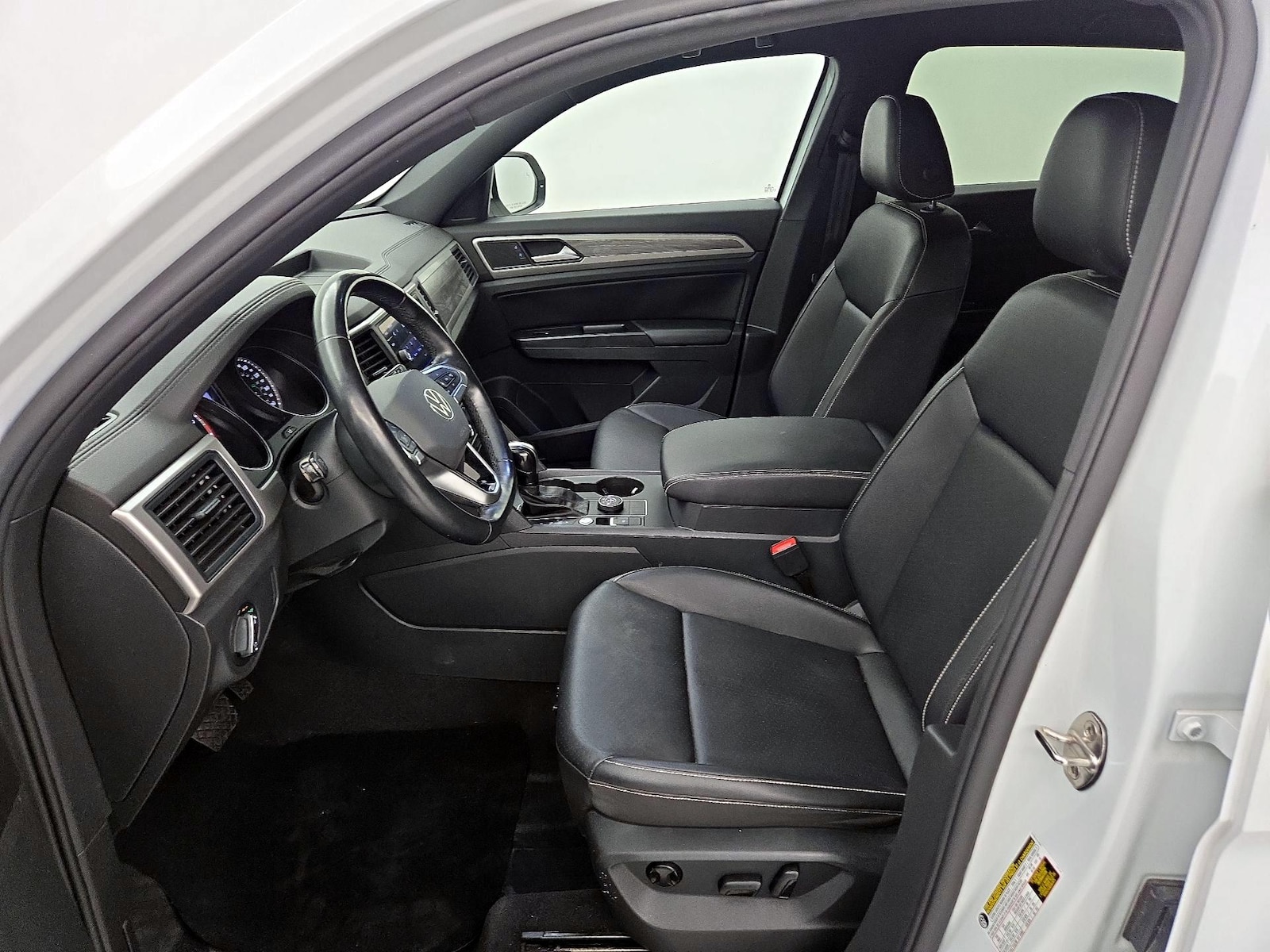 2020 Volkswagen Atlas Cross Sport SE - Photo 12