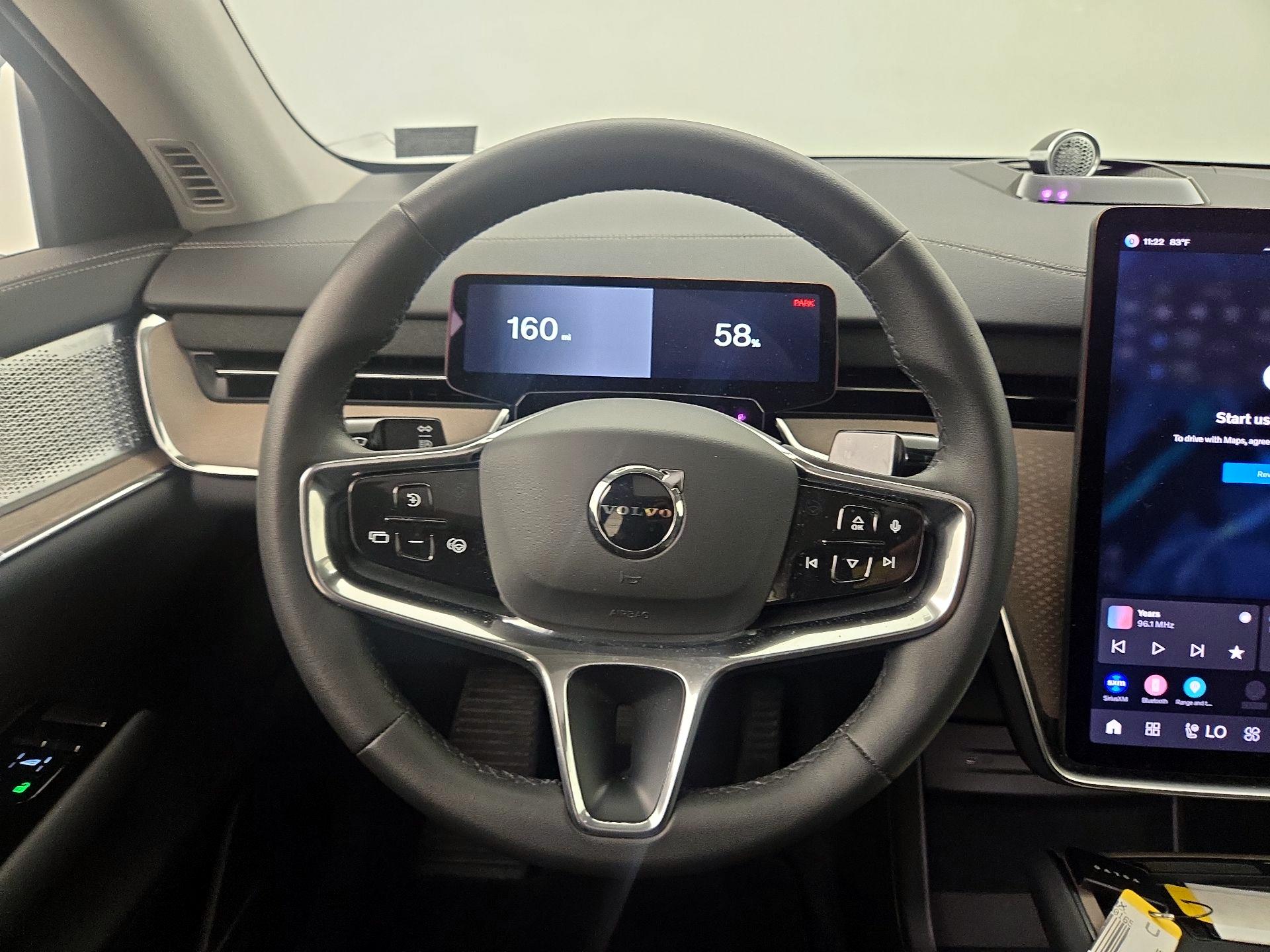 Thumbnail: 2025 Volvo EX90 - 10