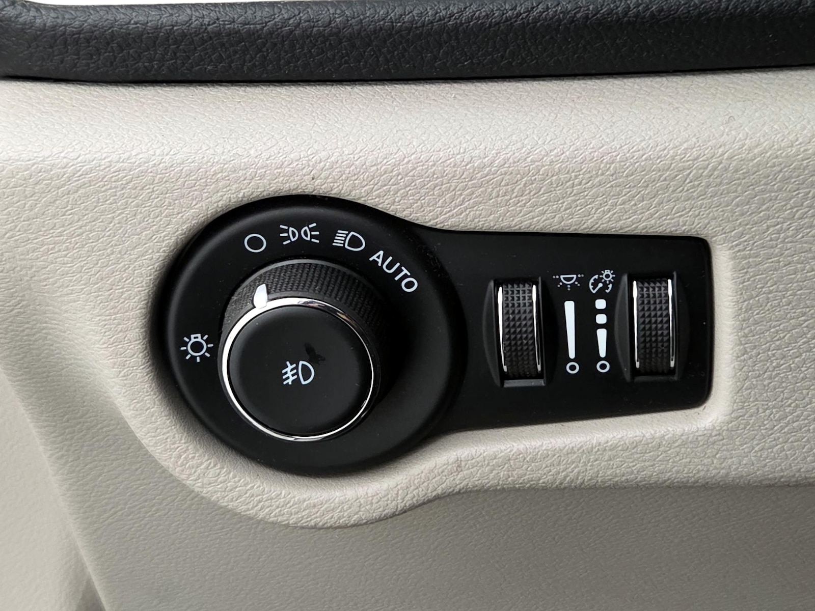 2022 Chrysler Pacifica Touring L - Photo 14