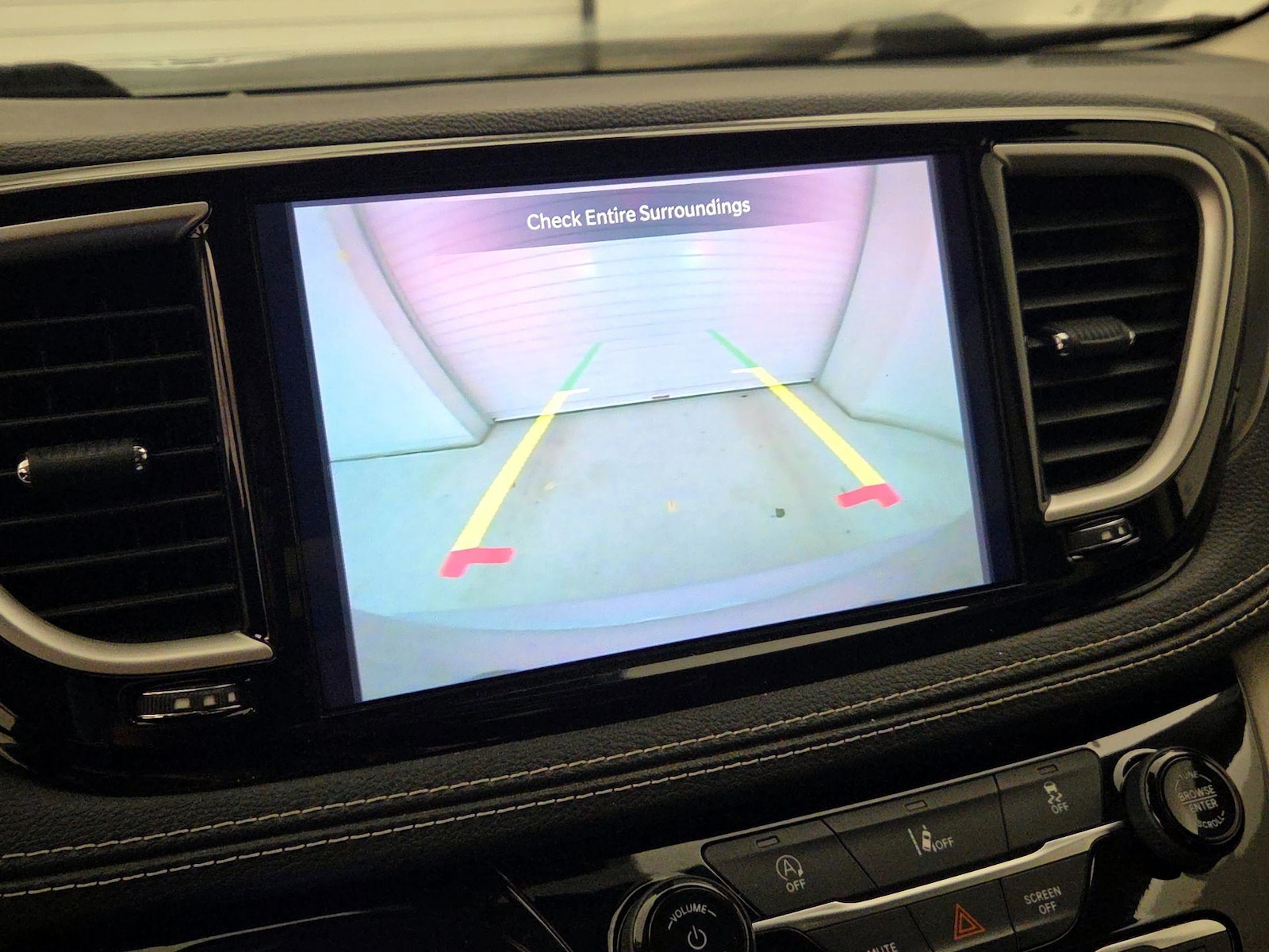 2022 Chrysler Pacifica Touring L - Photo 15