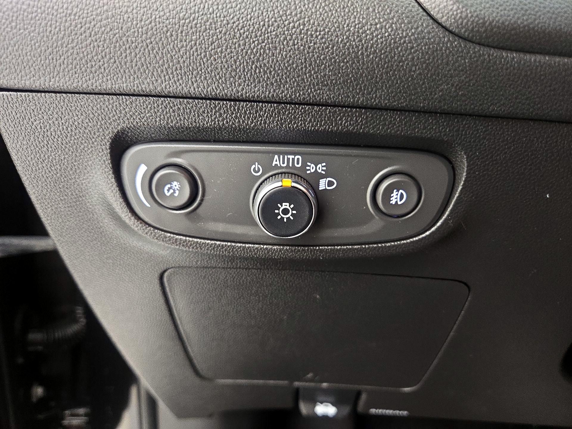 Thumbnail: 2023 Buick Encore GX - 13