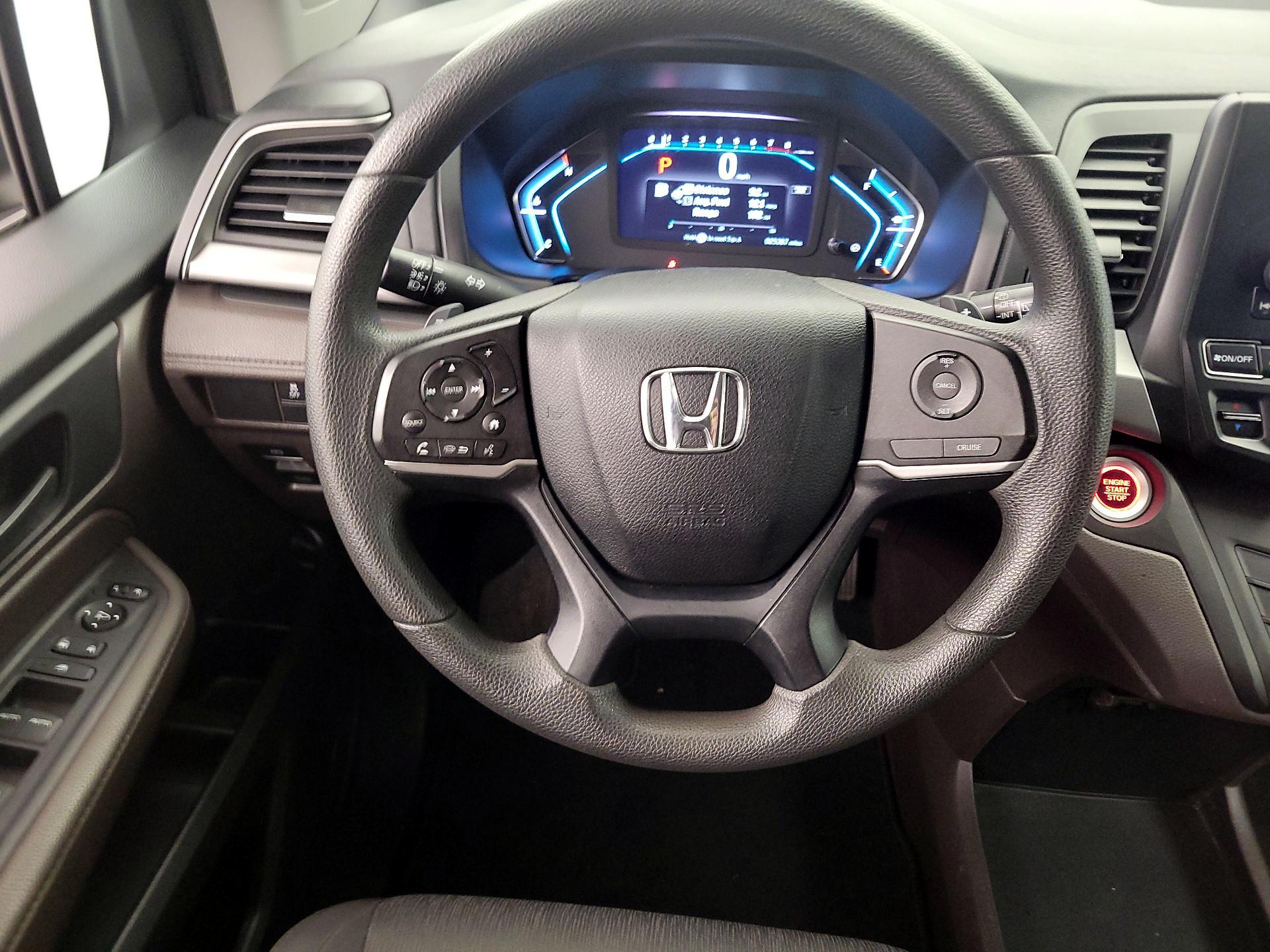 Thumbnail: 2019 Honda Odyssey - 10