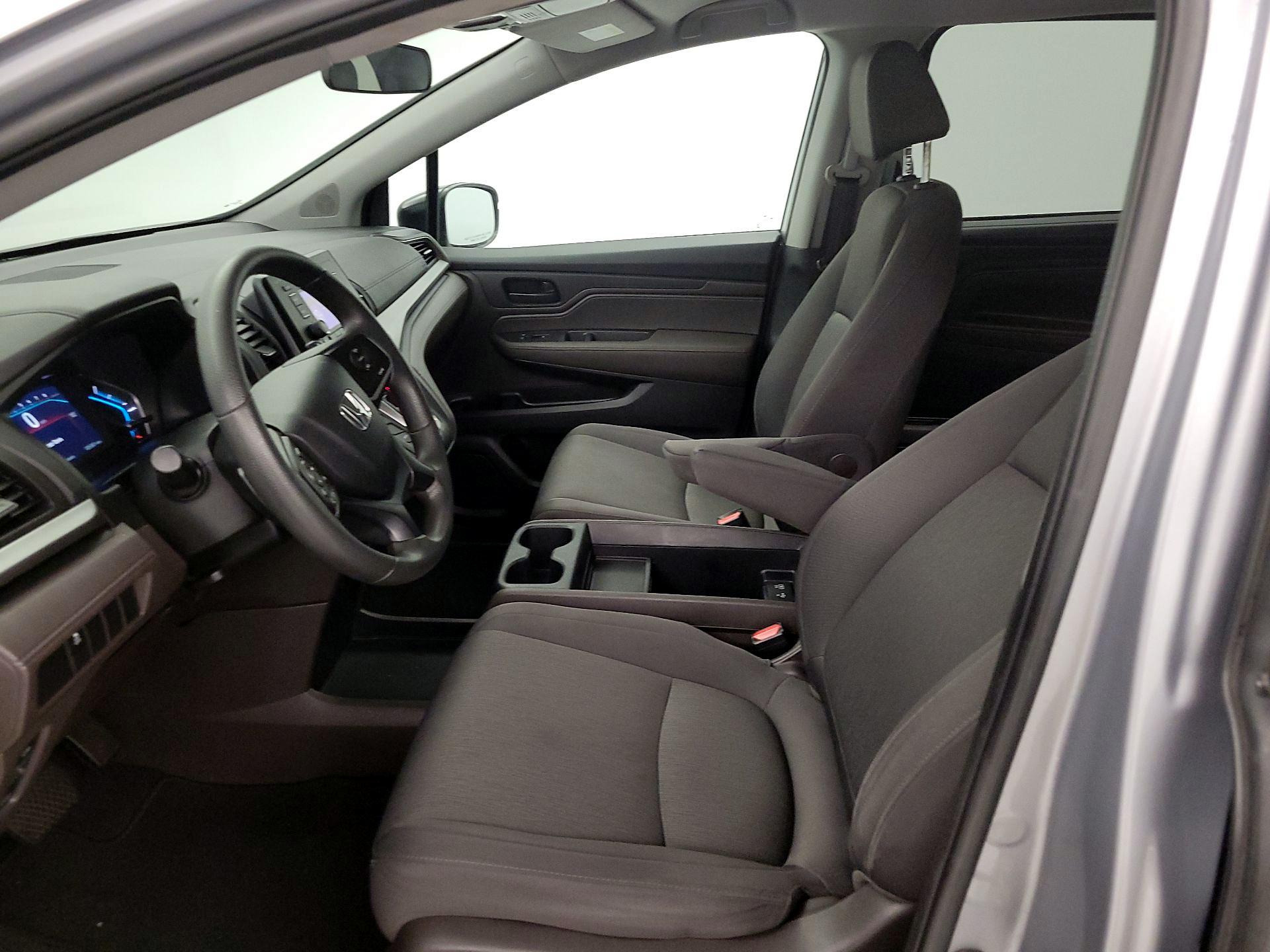 Thumbnail: 2019 Honda Odyssey - 11