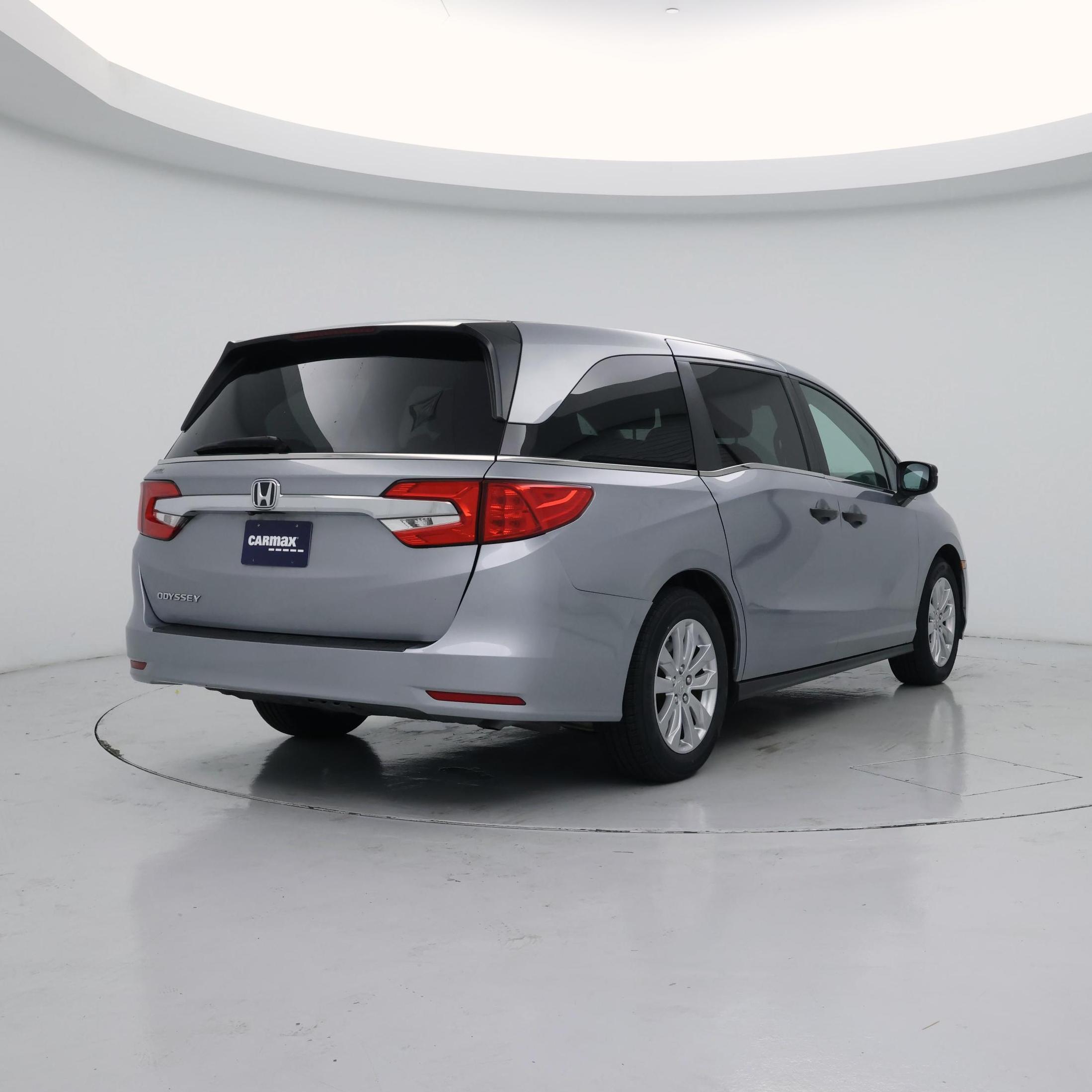 Thumbnail: 2019 Honda Odyssey - 8