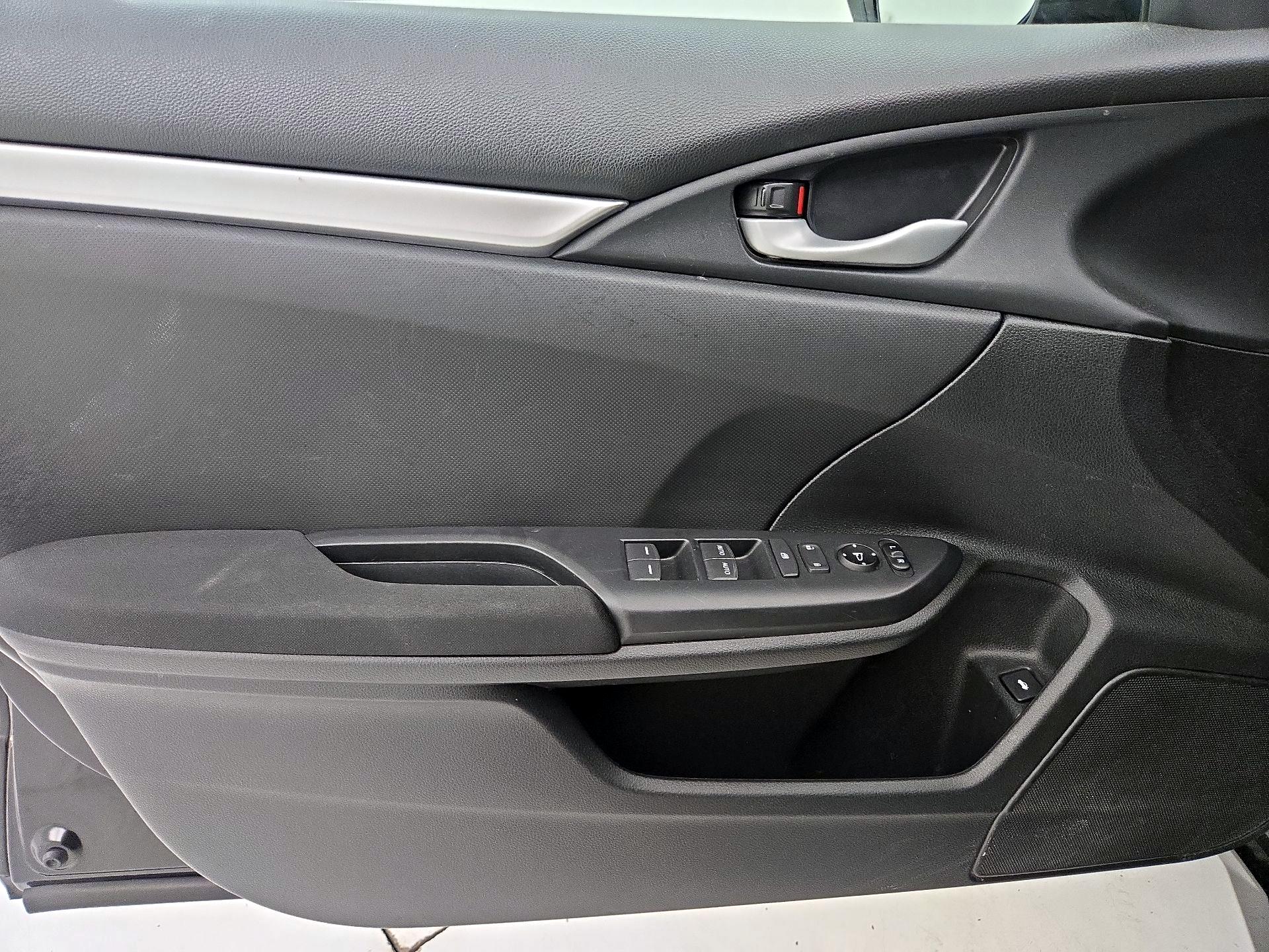 Thumbnail: 2019 Honda Civic - 12