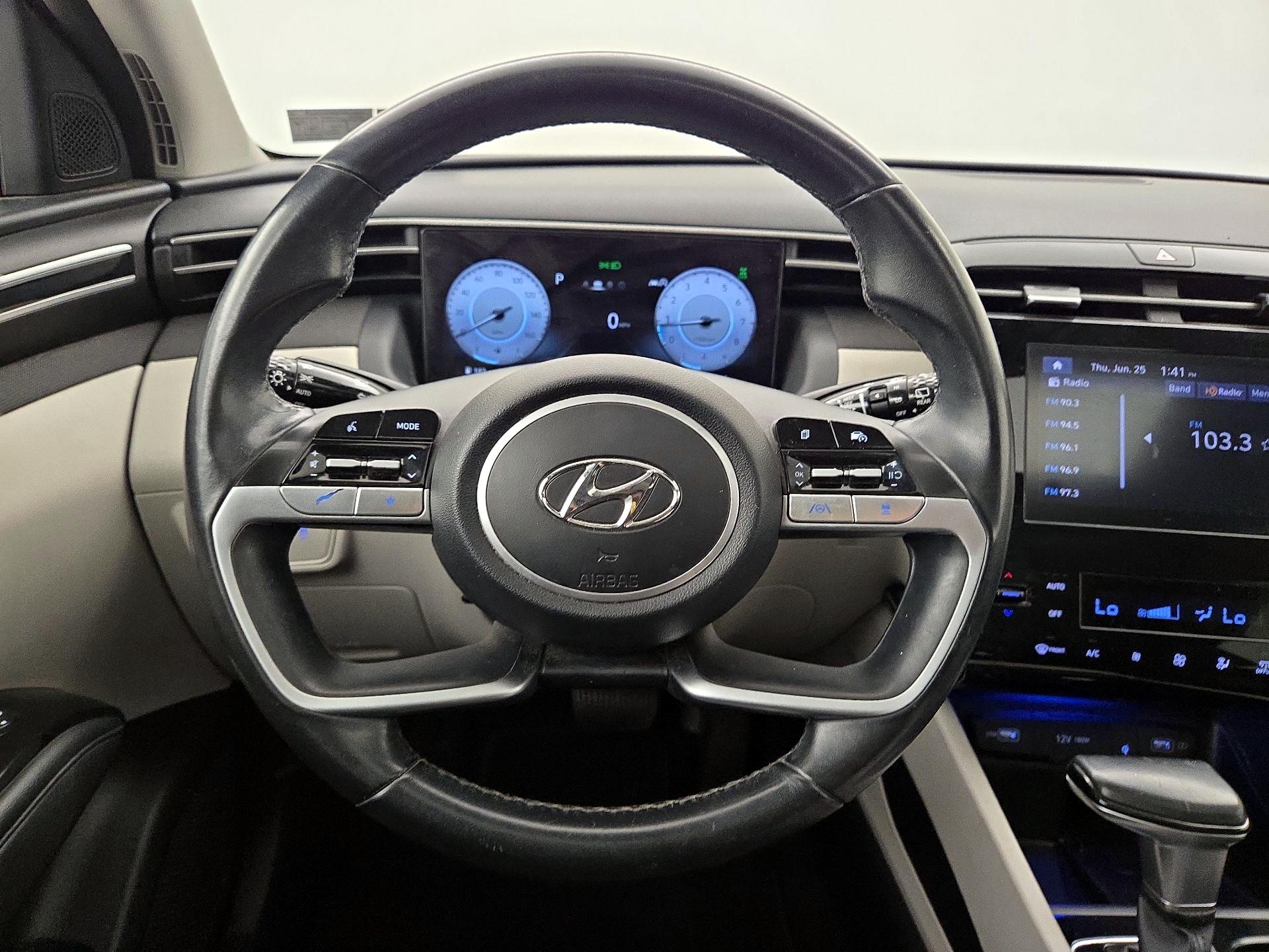 Thumbnail: 2022 Hyundai Tucson - 10