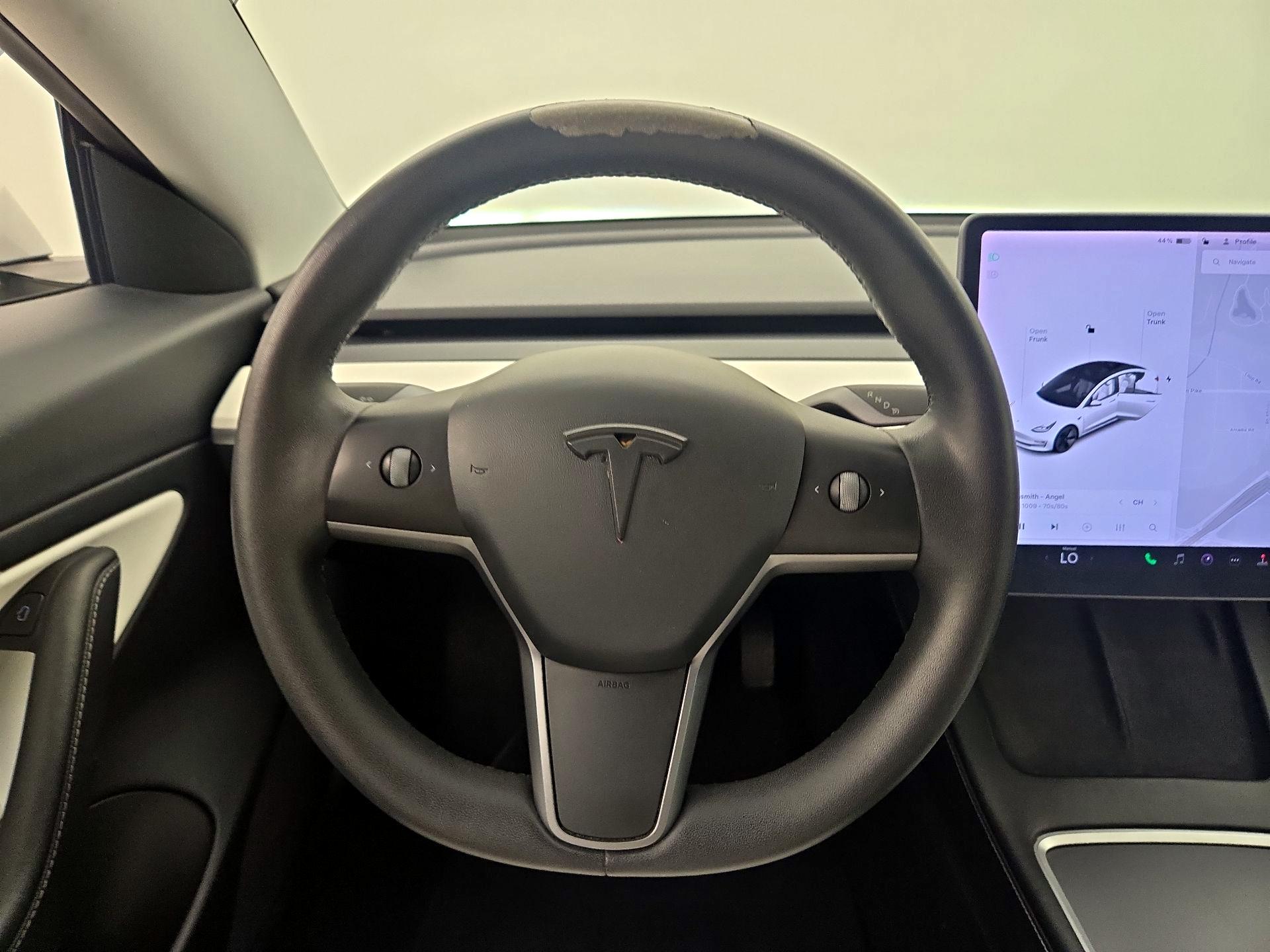 Thumbnail: 2021 Tesla Model 3 - 10