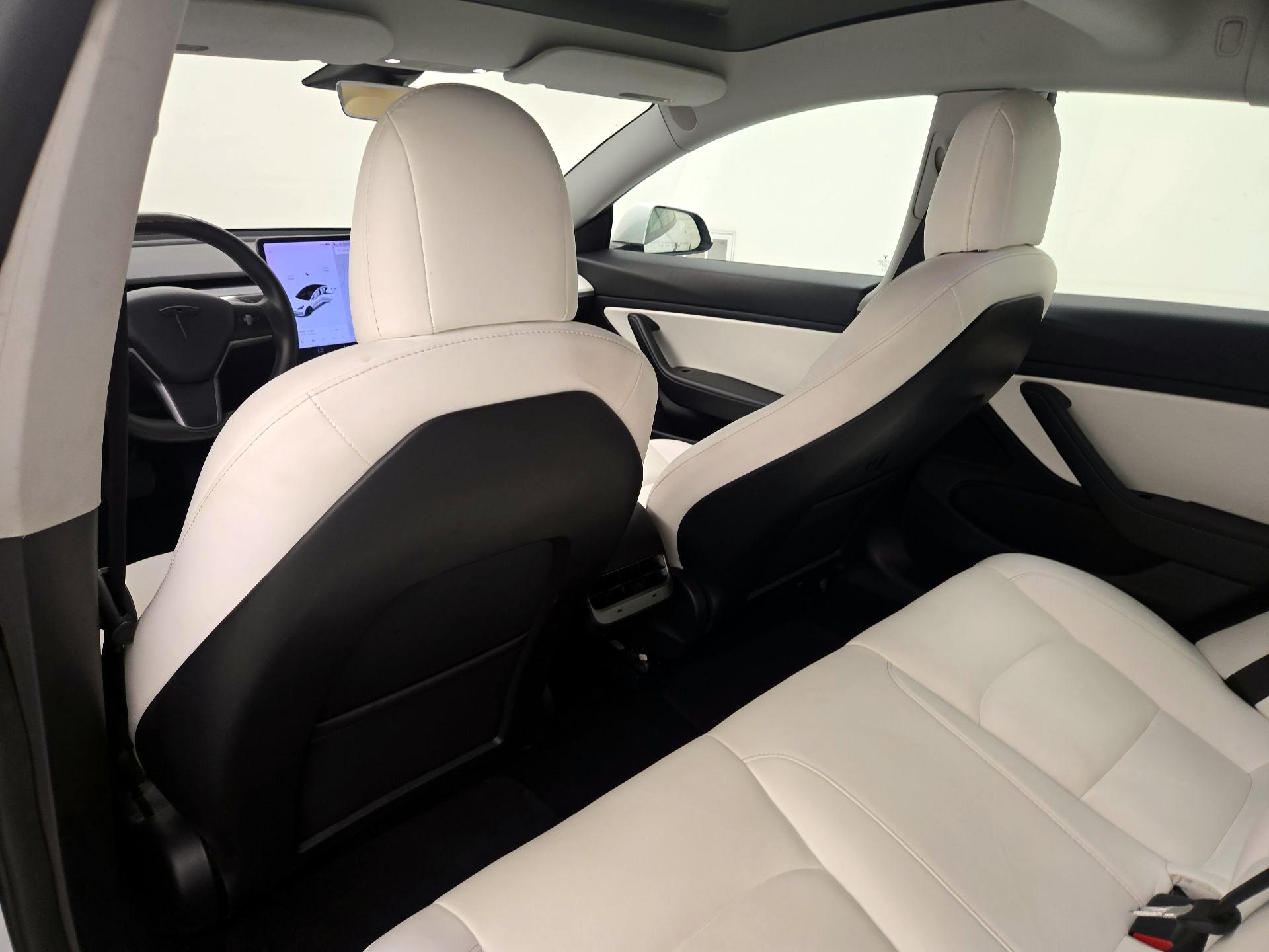 Thumbnail: 2021 Tesla Model 3 - 20