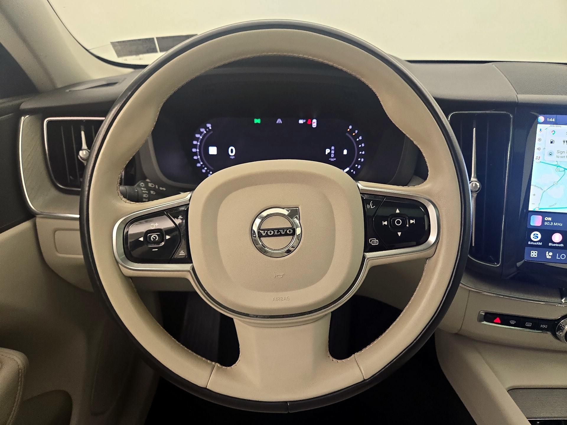 Thumbnail: 2024 Volvo XC60 - 10