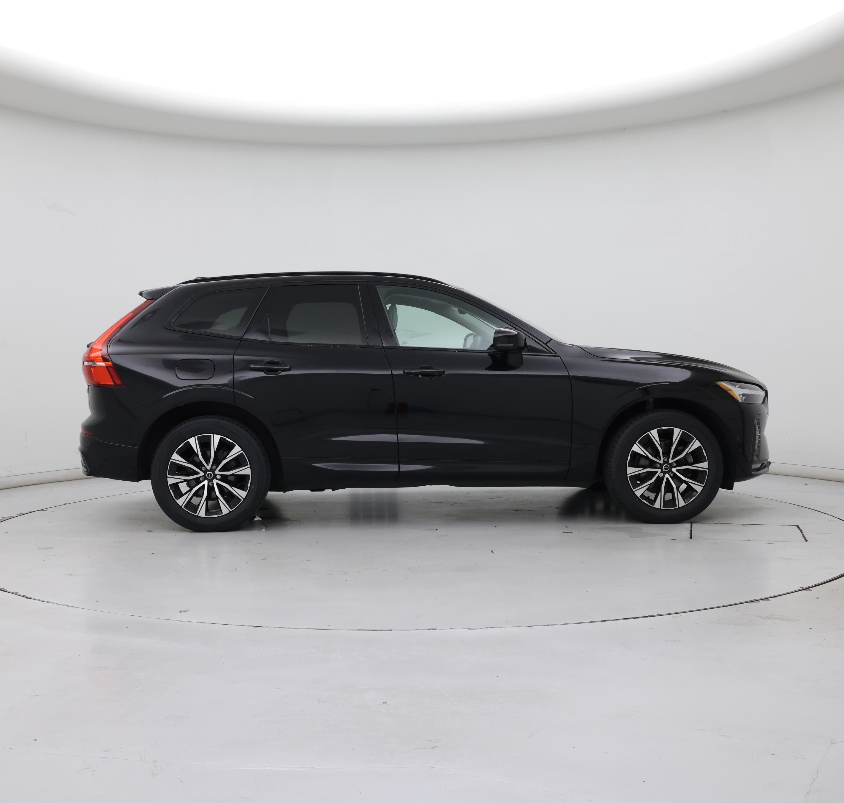 Thumbnail: 2024 Volvo XC60 - 7