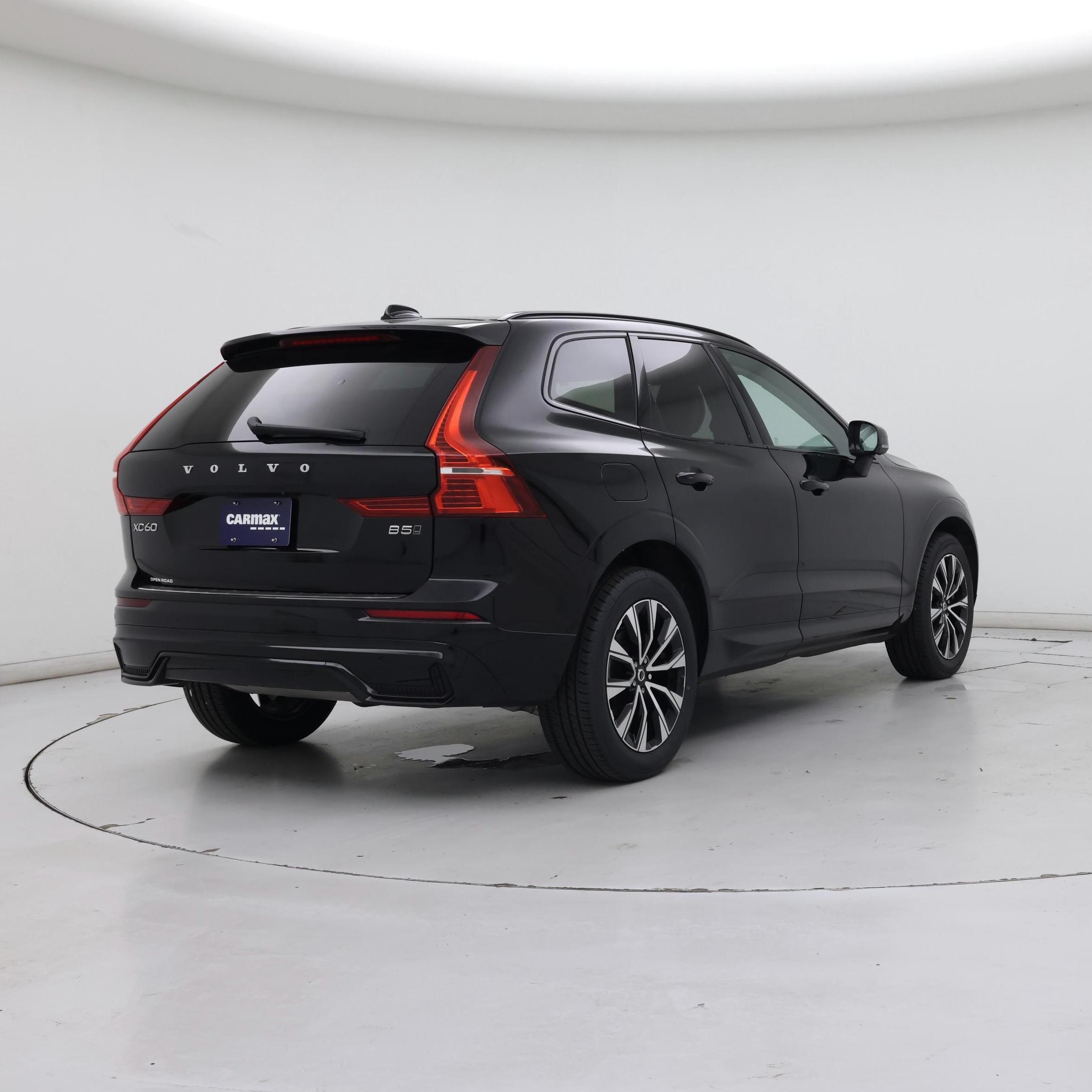 Thumbnail: 2024 Volvo XC60 - 8