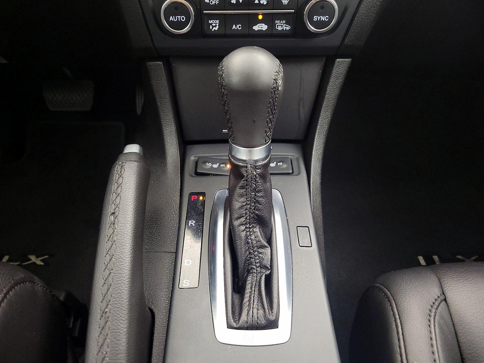 2020 Acura ILX Base - Photo 18