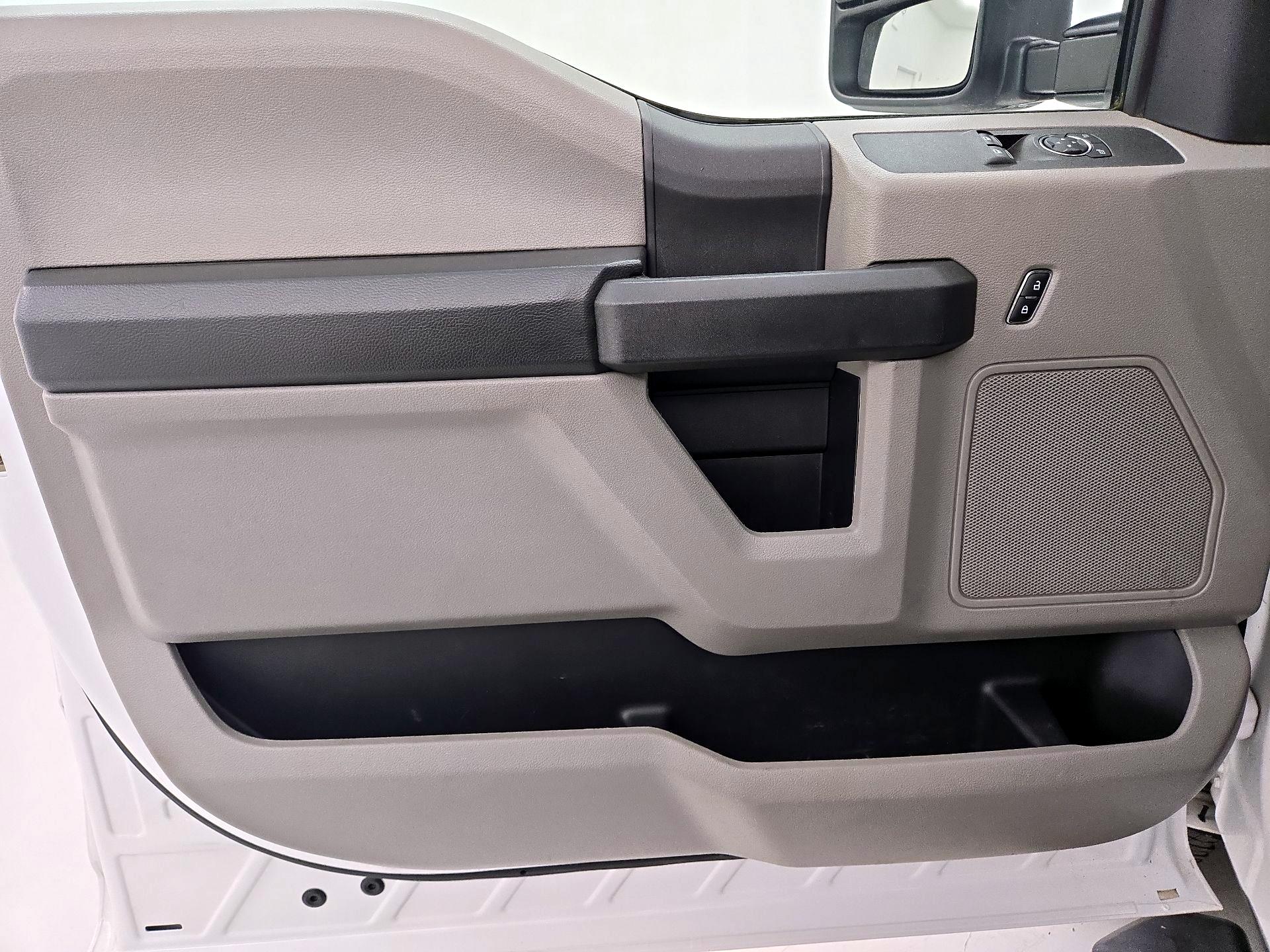 Thumbnail: 2020 Ford F-250 - 12