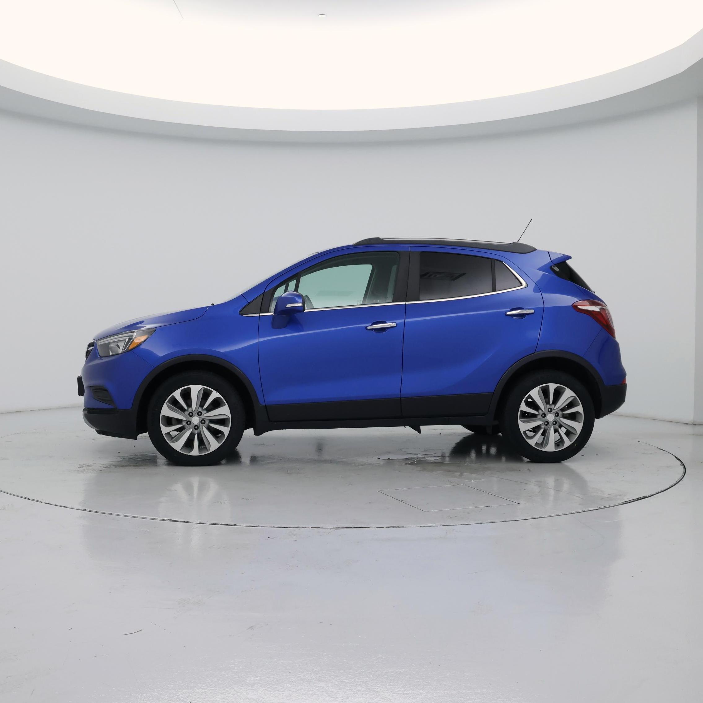 Thumbnail: 2018 Buick Encore - 3