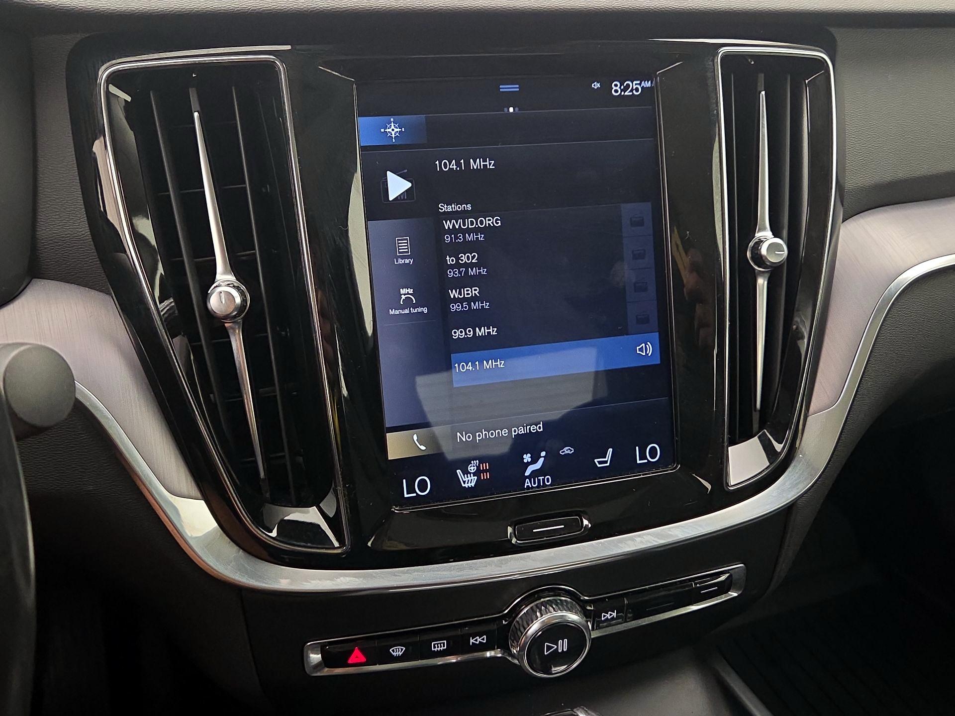 Thumbnail: 2020 Volvo S60 - 15