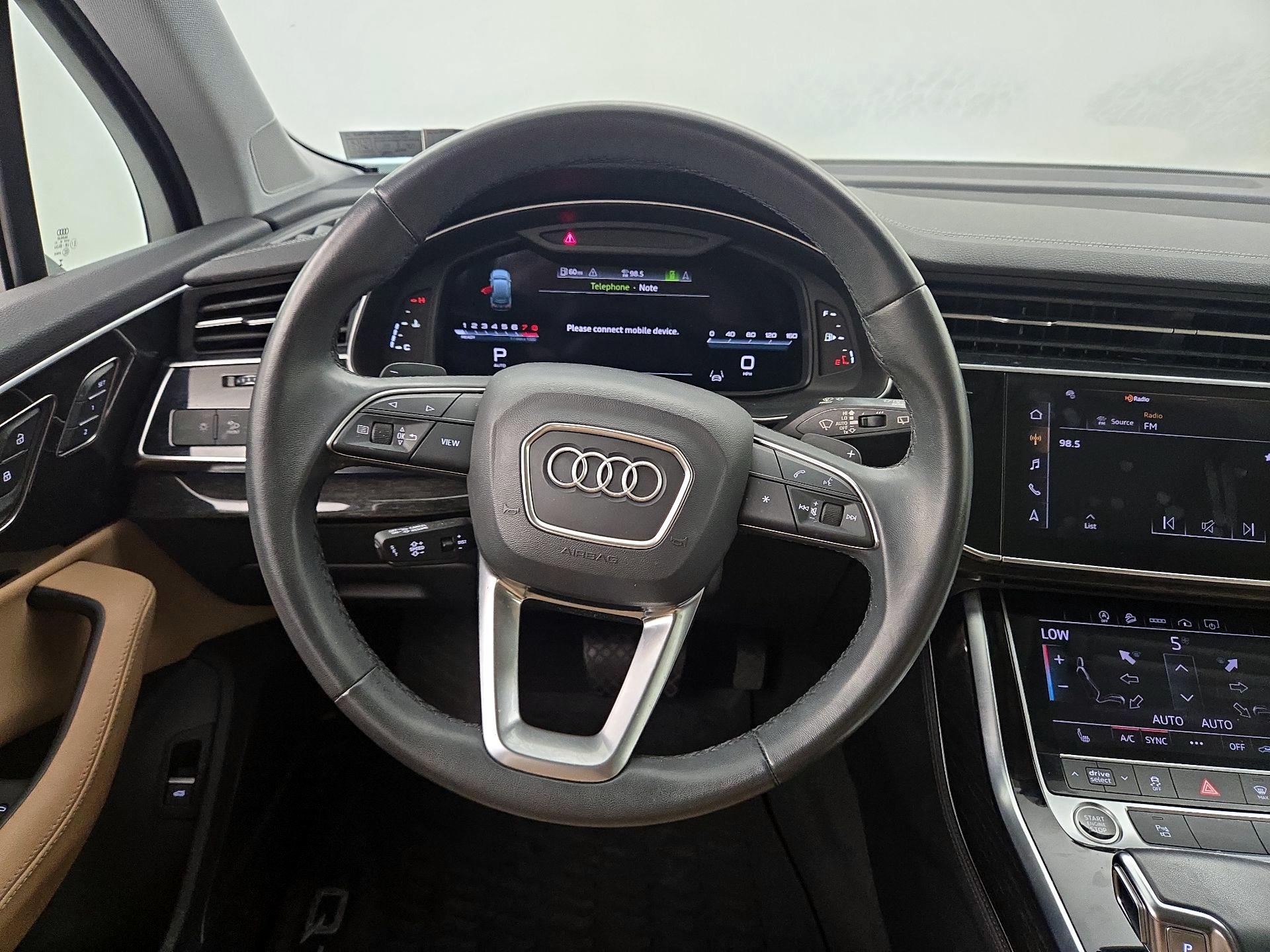 Thumbnail: 2023 Audi Q7 - 10