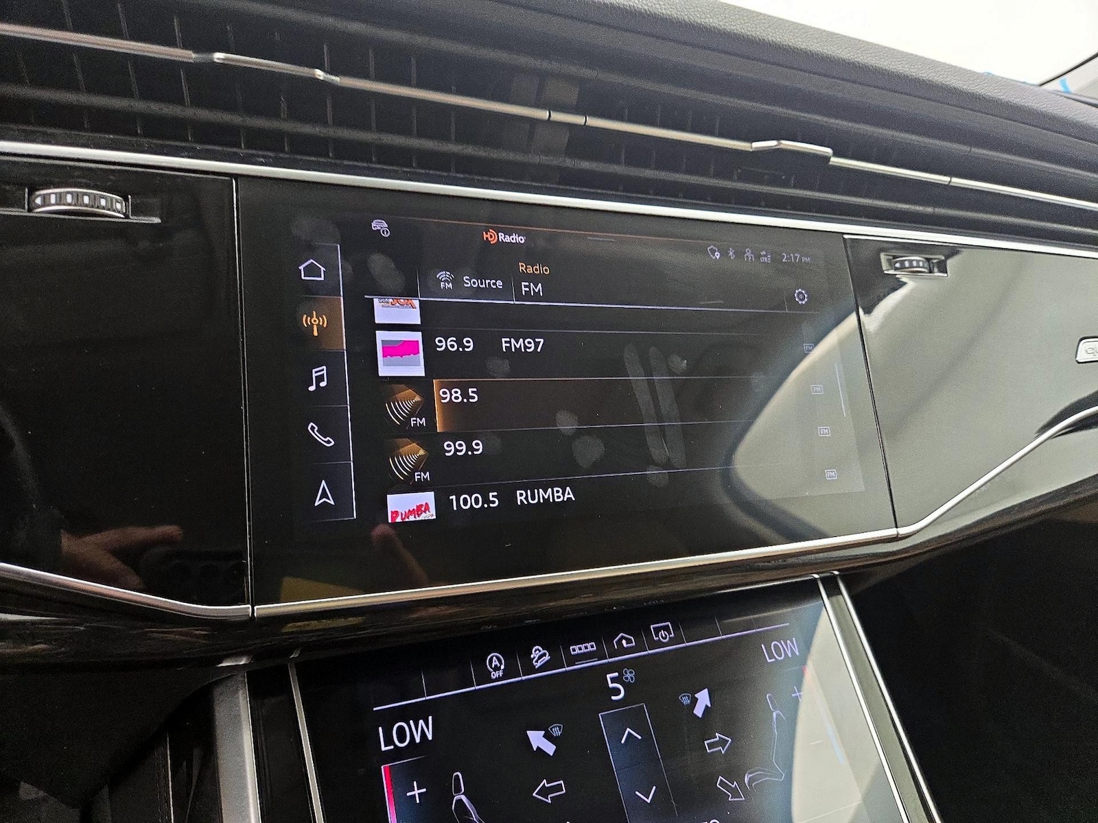 2023 Audi Q7 Premium Plus - Photo 16