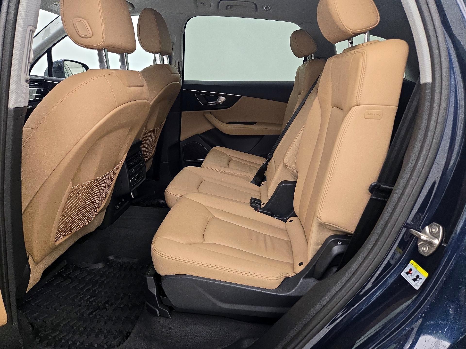Thumbnail: 2023 Audi Q7 - 18