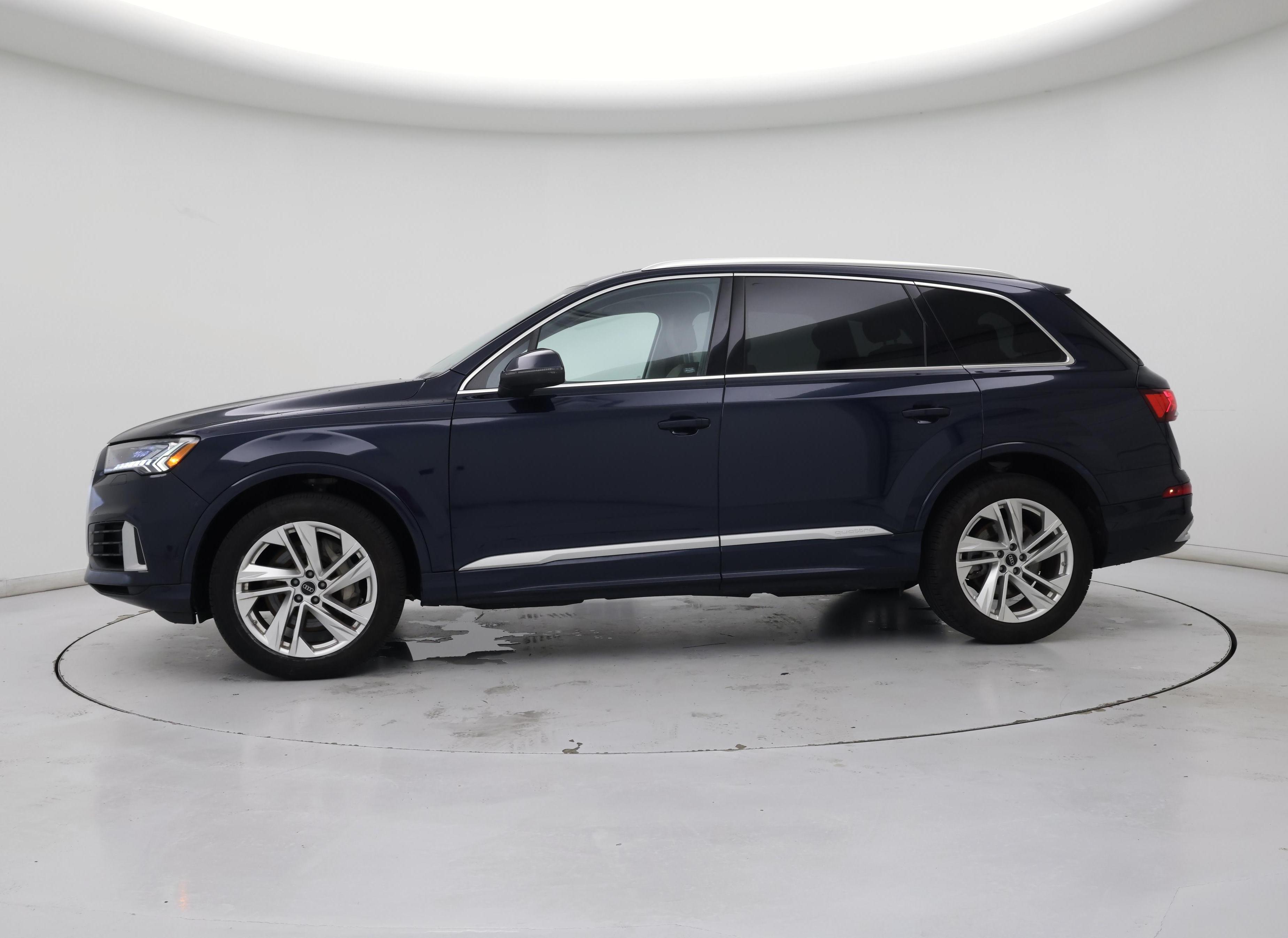 Thumbnail: 2023 Audi Q7 - 3