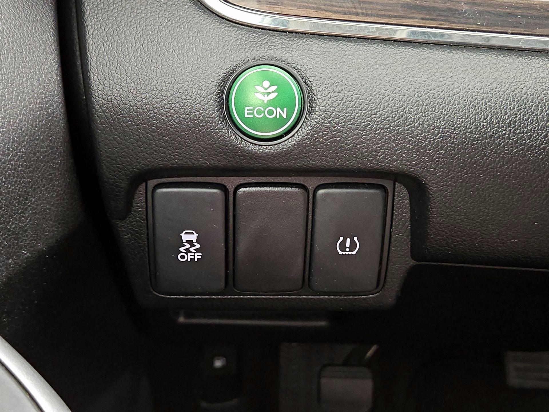 Thumbnail: 2015 Honda CR-V - 13