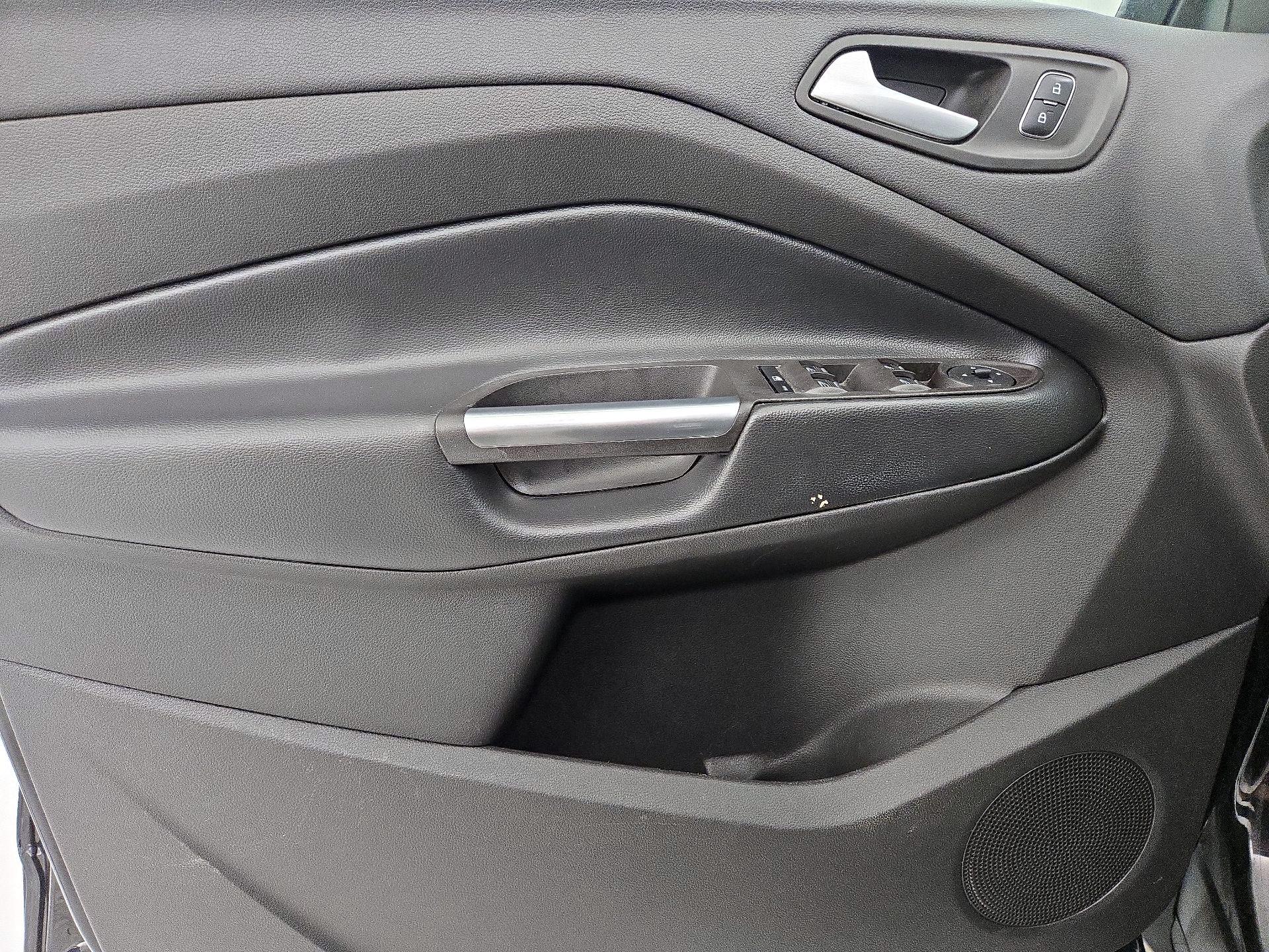 Thumbnail: 2019 Ford Escape - 12