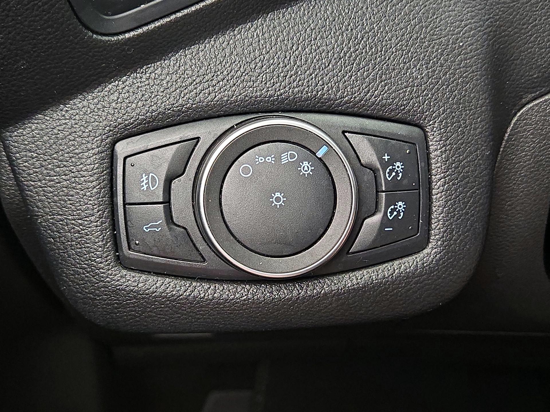 Thumbnail: 2019 Ford Escape - 13