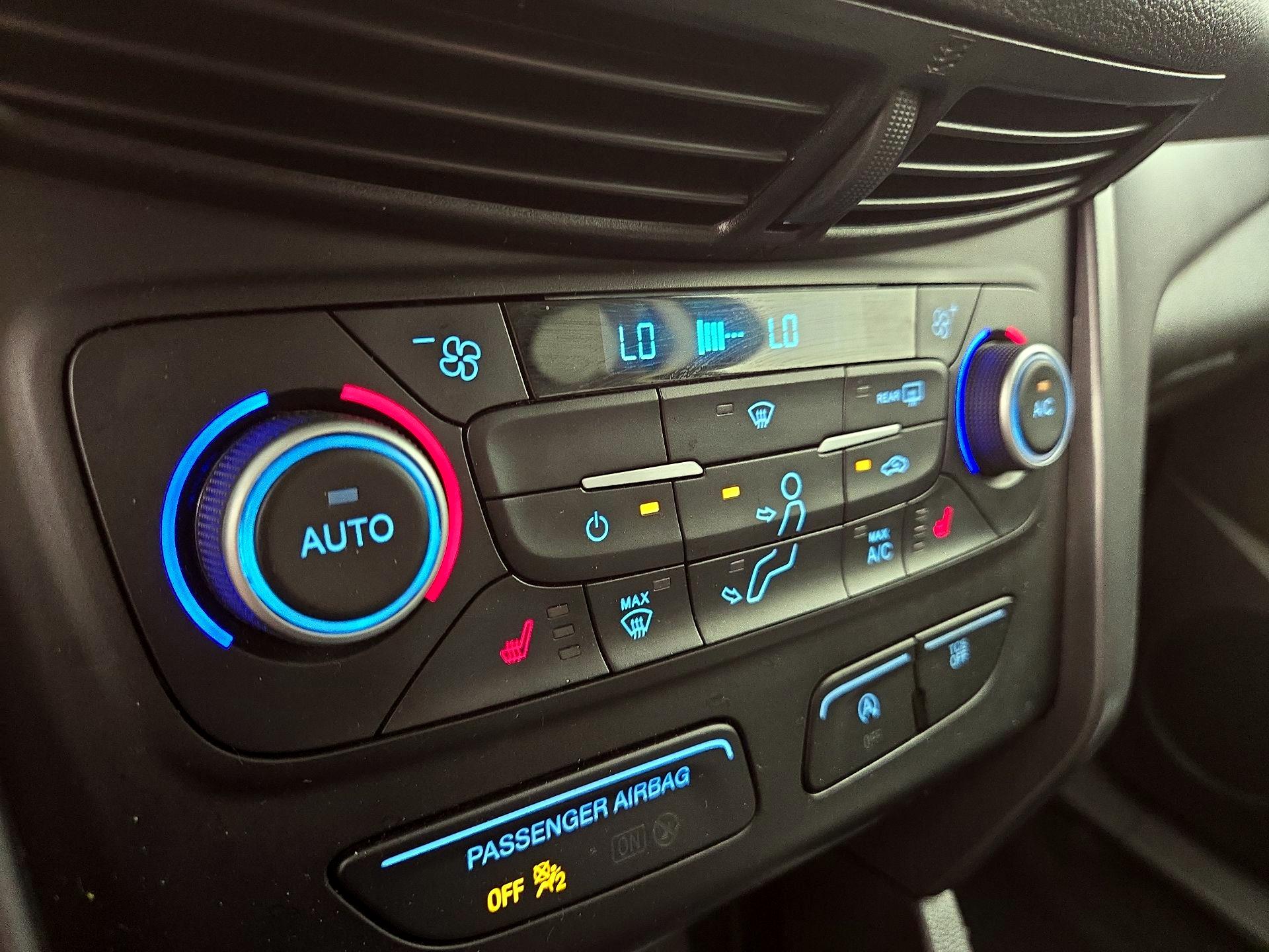 Thumbnail: 2019 Ford Escape - 16