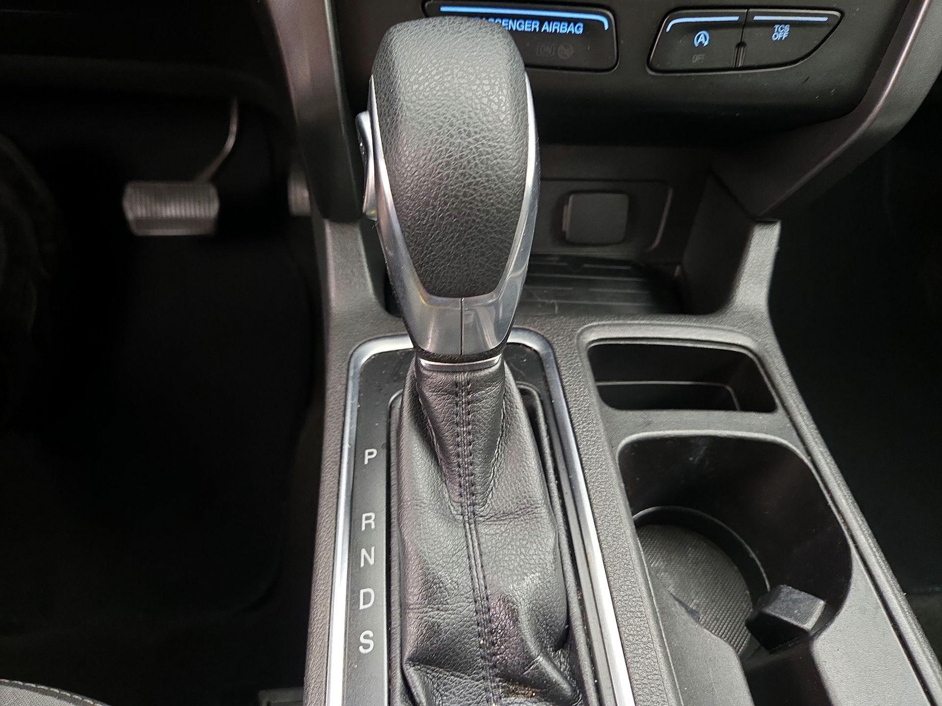Thumbnail: 2019 Ford Escape - 17