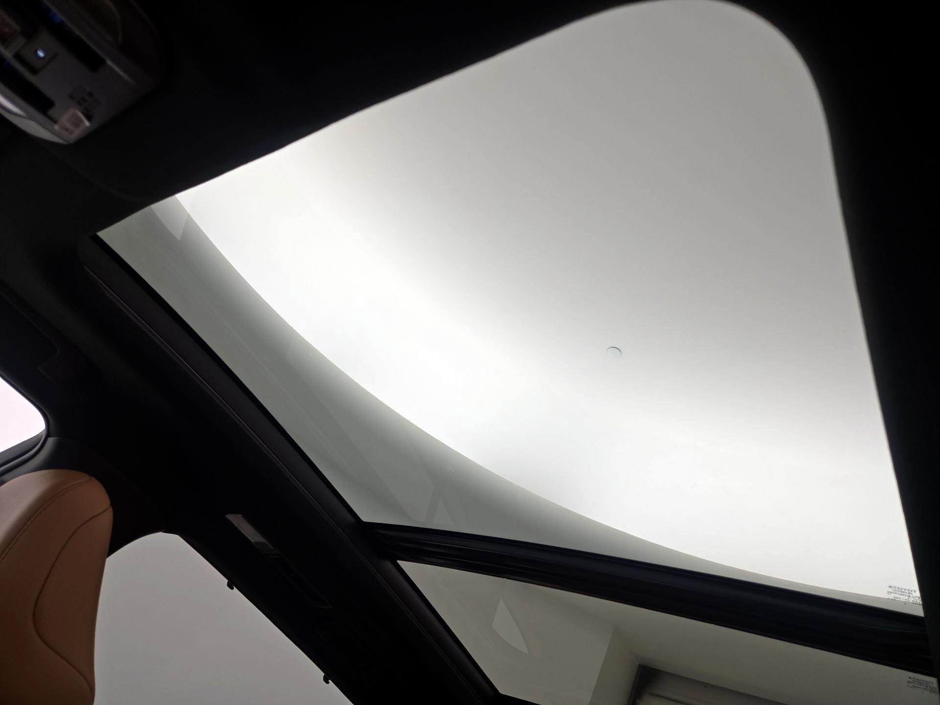 Thumbnail: 2022 Toyota Highlander - 20