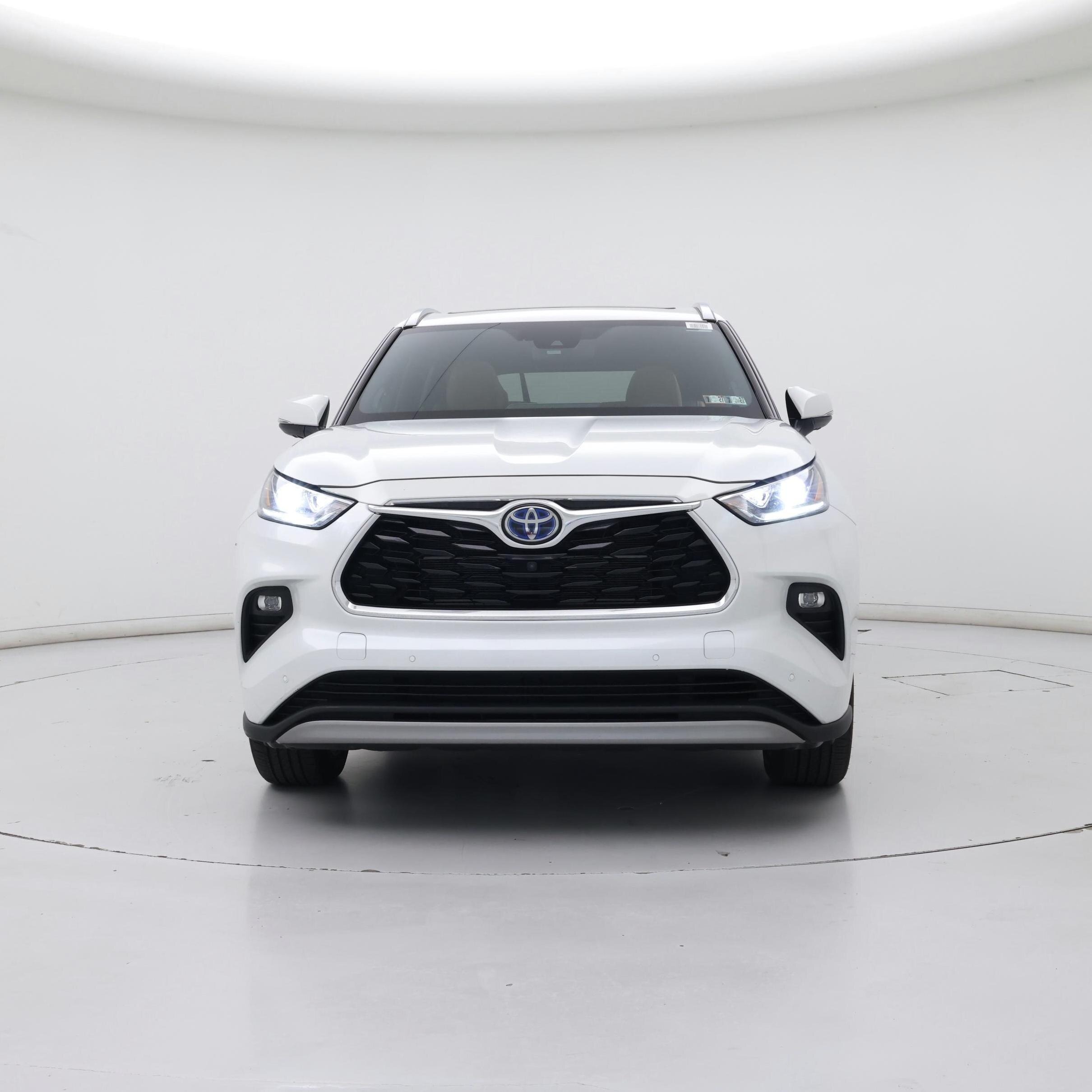 Thumbnail: 2022 Toyota Highlander - 5